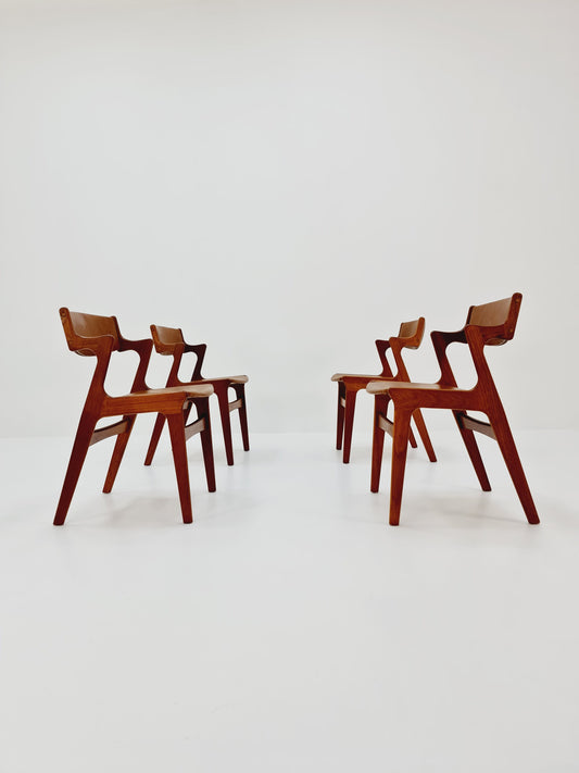 Mid Century Danish solid teak dining Chairs by Nova , 1960s