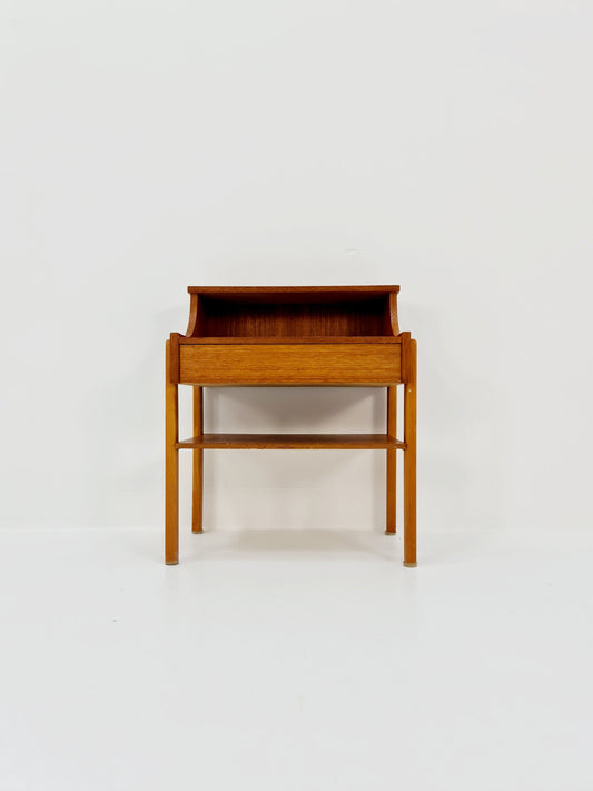 Midcentury Danish teak & oak vintage Side table/ Bedside table/ Night stand, 1960s