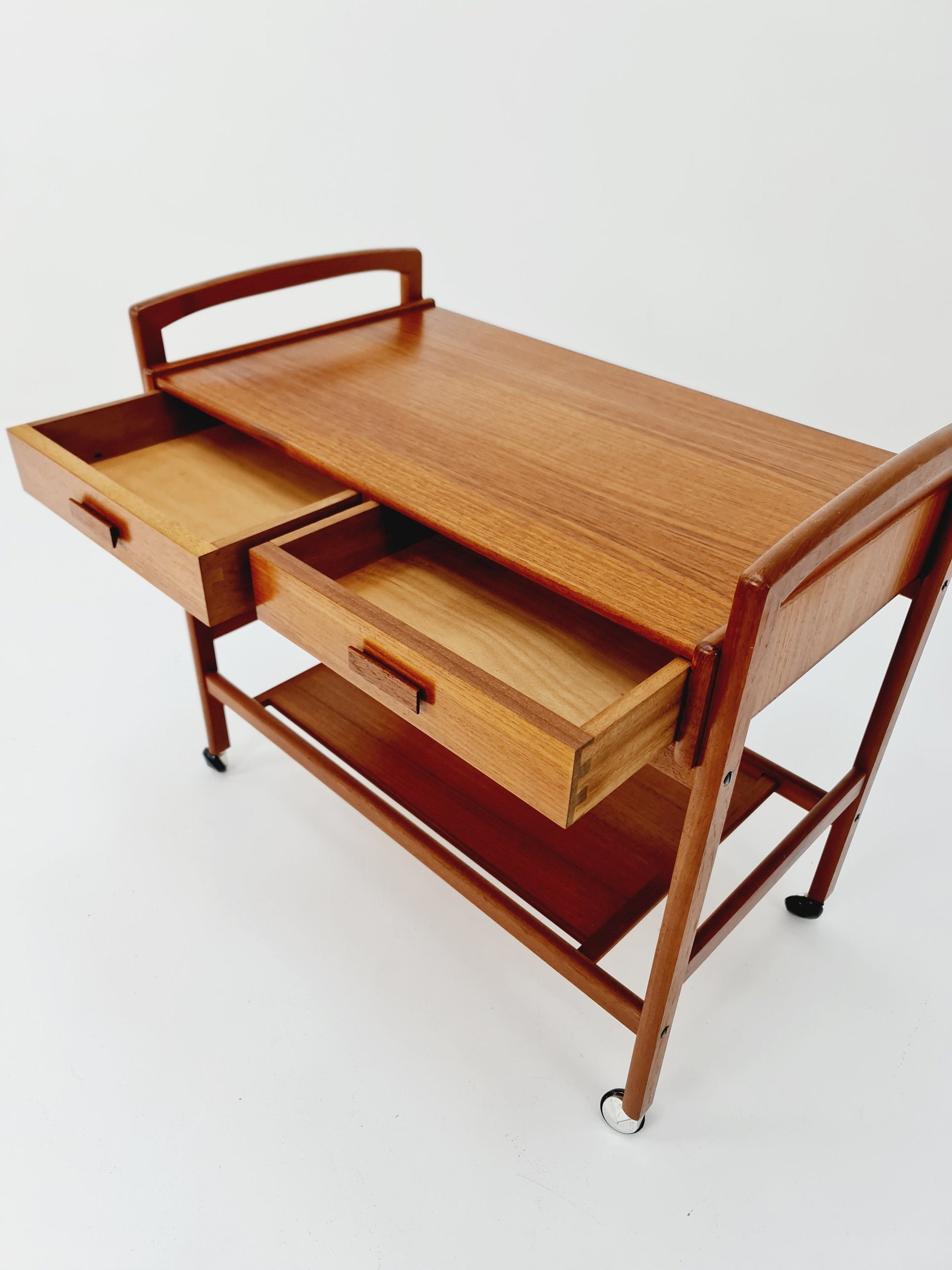 Vintage mid century danish trolley in solid teak/ bar cart By Salling Stolefabrik, 1960s