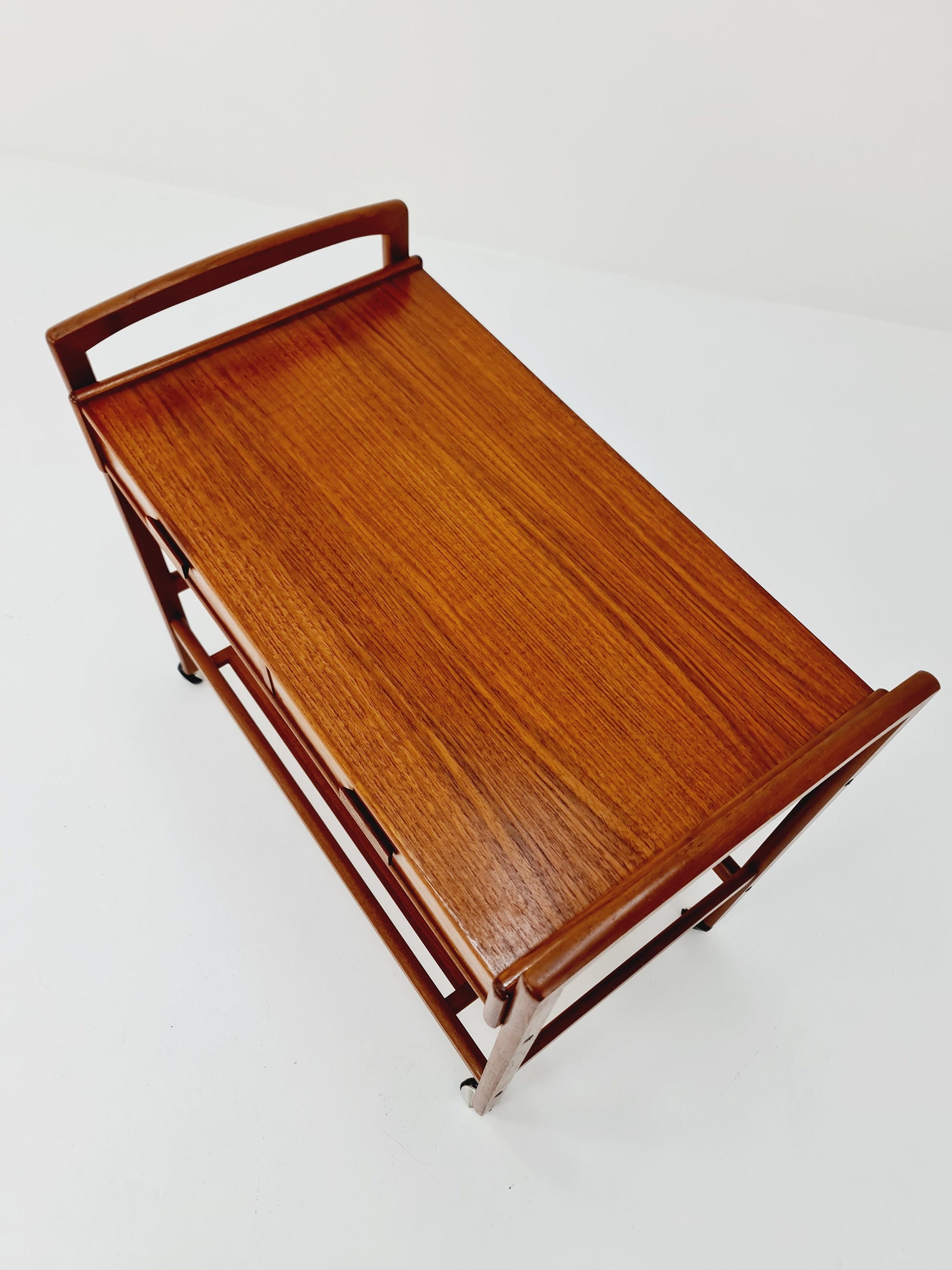 Vintage mid century danish trolley in solid teak/ bar cart By Salling Stolefabrik, 1960s