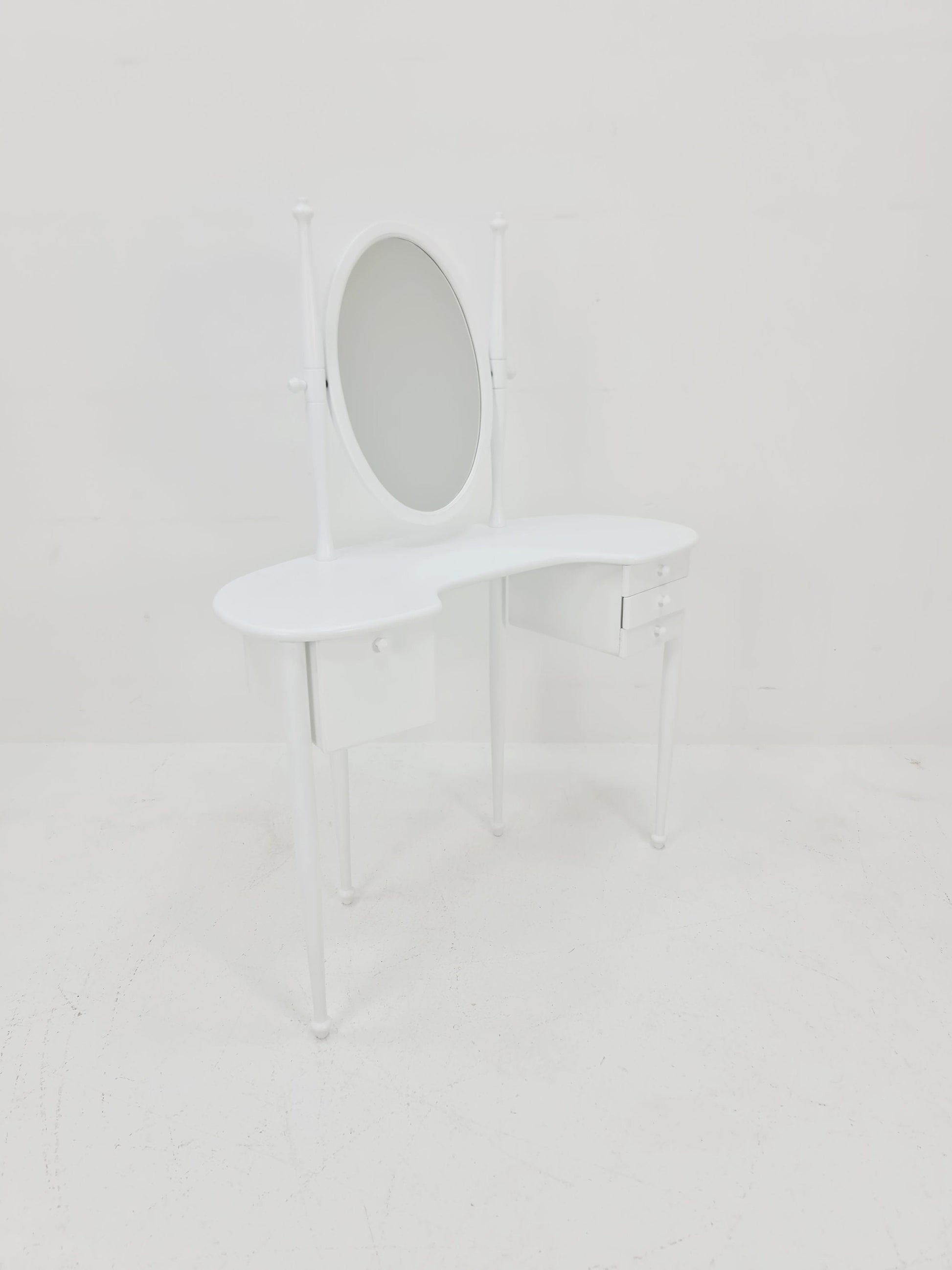 Mid Century Modern Swedish vanity table/ make up By AB Nybrofabriken Model Romantica, 1960s