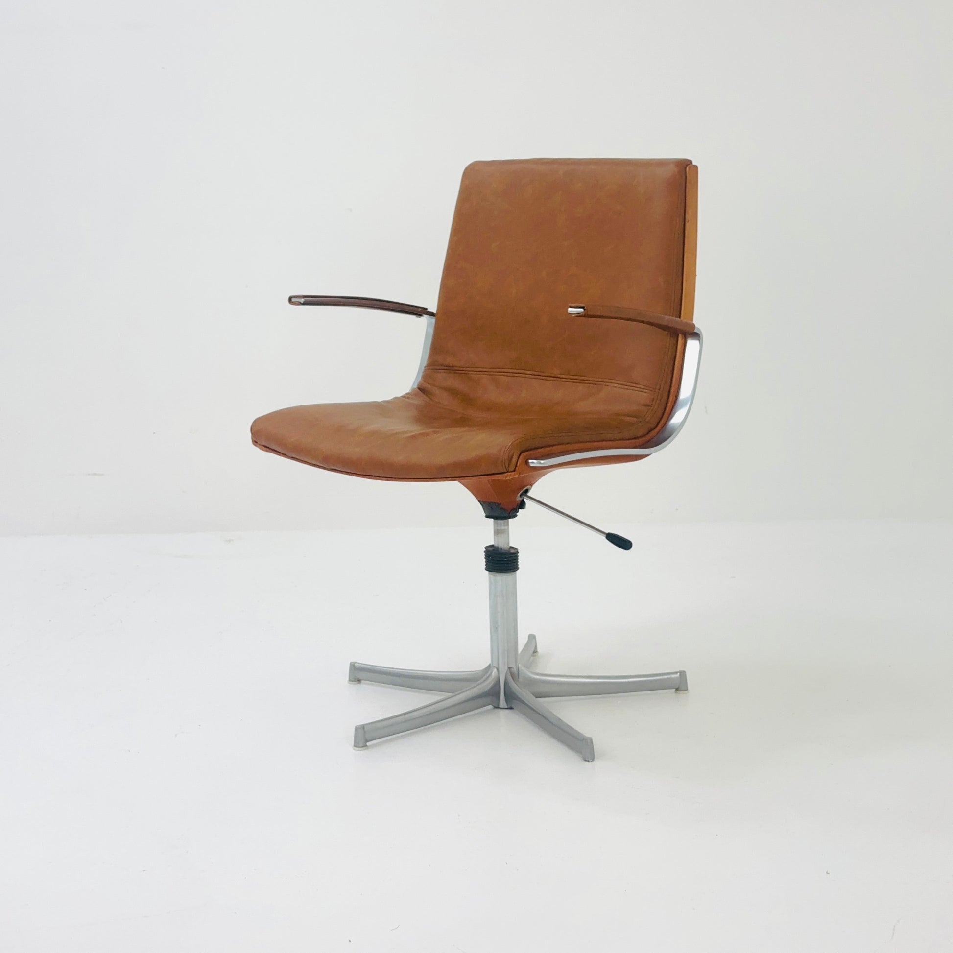 Mid century LOGOS office chair by Bernd Münzebrock for Dieter Knoll 1970s
