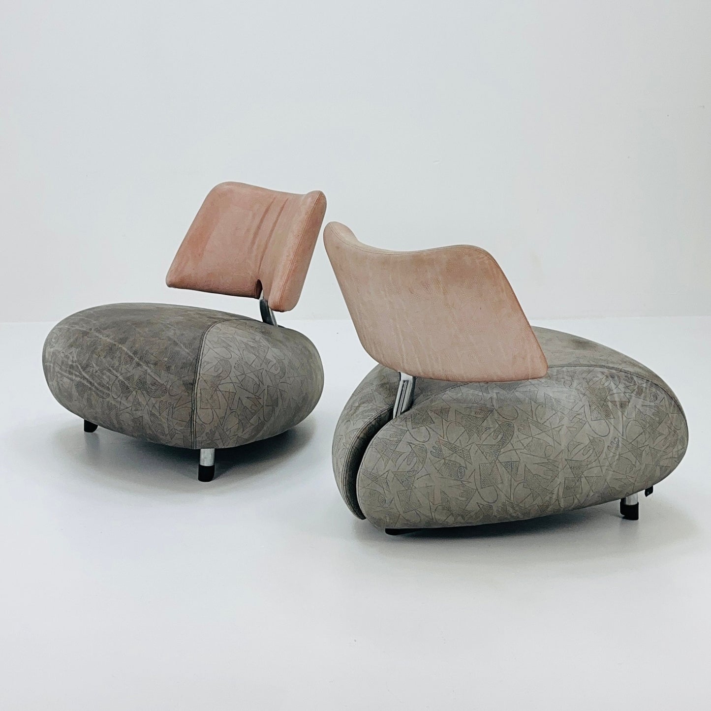 Set of 2 Mid century Orginal Leather Pallone lounge chairs by Roy de Scheemaker for Leolux, 1980s