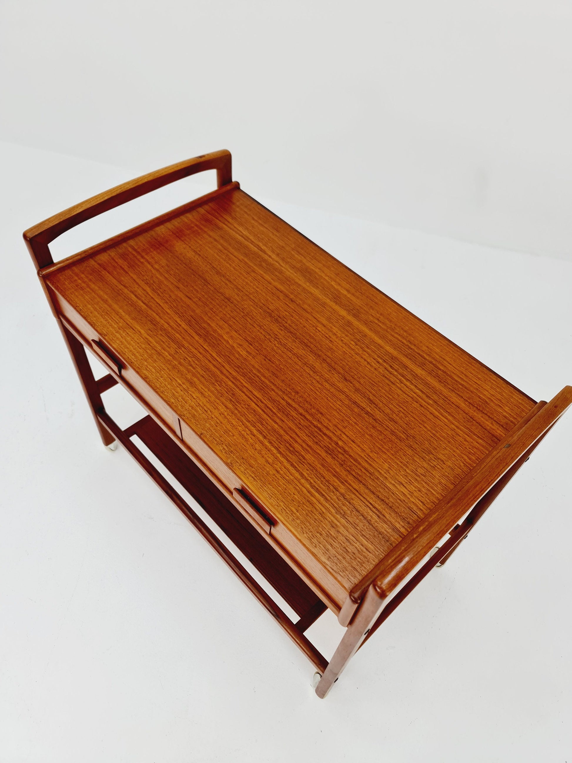 Vintage mid century danish trolley in solid teak/ bar cart By Salling Stolefabrik, 1960s