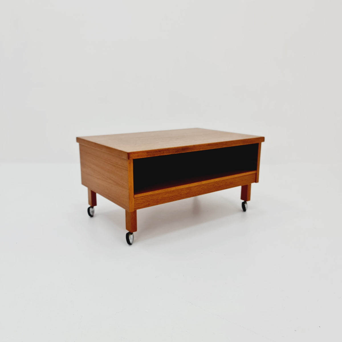 Midcentury Dansh teak side table /TV Sideboard by Omann jun, 1960s
