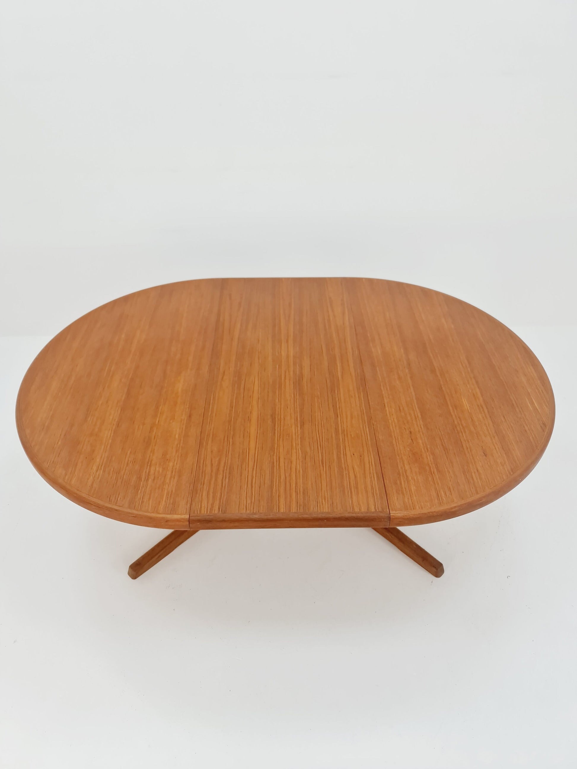 Mid century extendable Danish Modern Teak dining table by Glostrup , 1970s