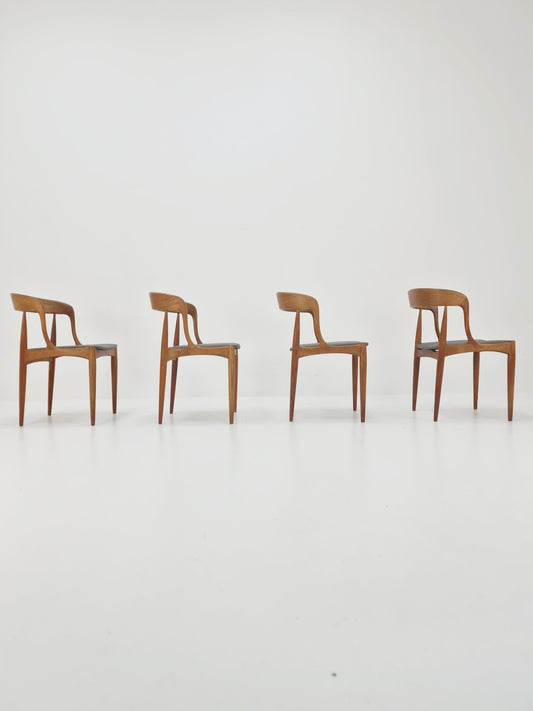 Vintage Danish teak dining charis by johannes Andersen for Uldum Mobelfabrik , 1960s, set of 4