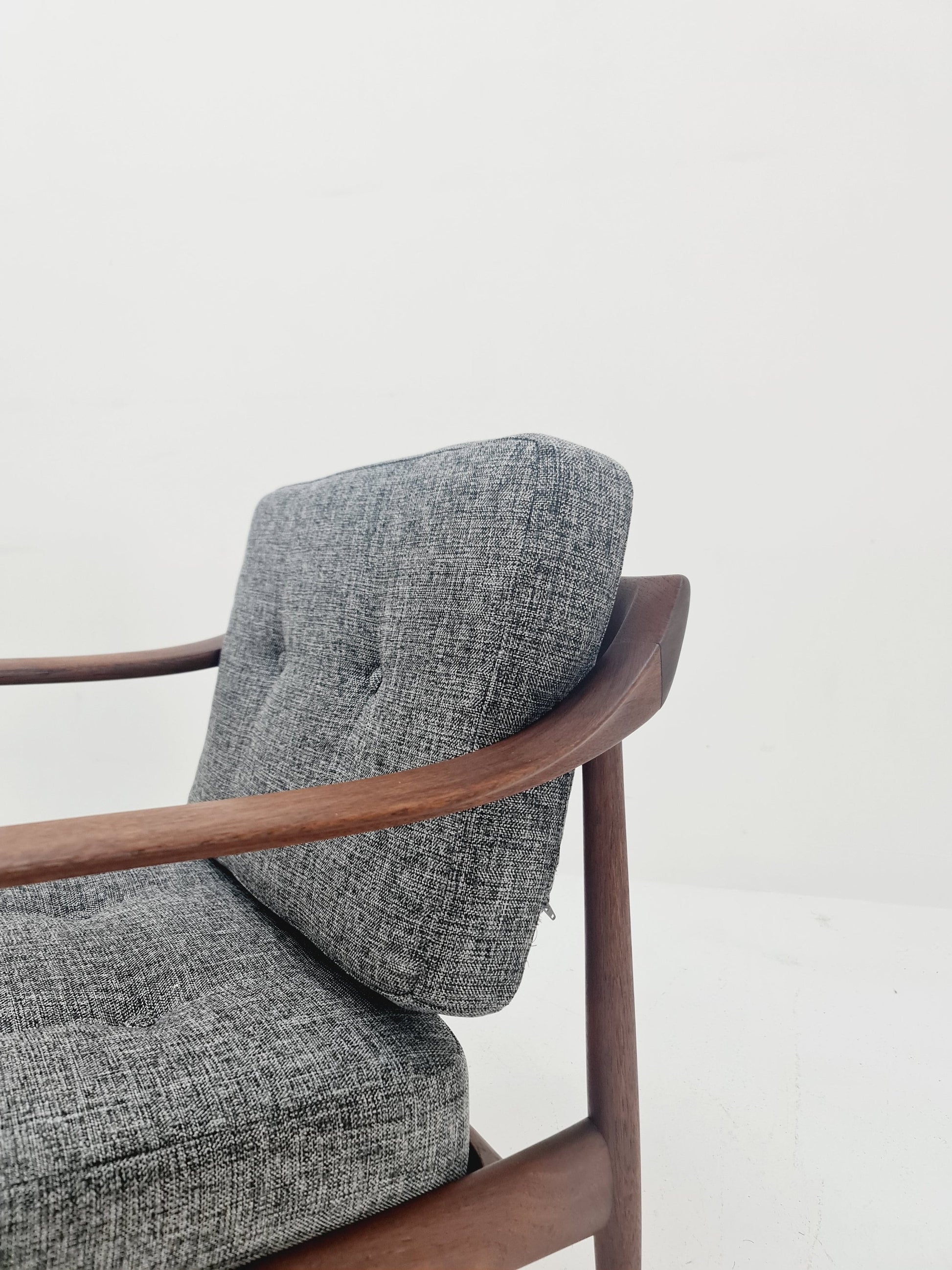 Midcentury easy chairs by Walter Knoll for Knoll Antimott , Germany, 1960s, Set of 2