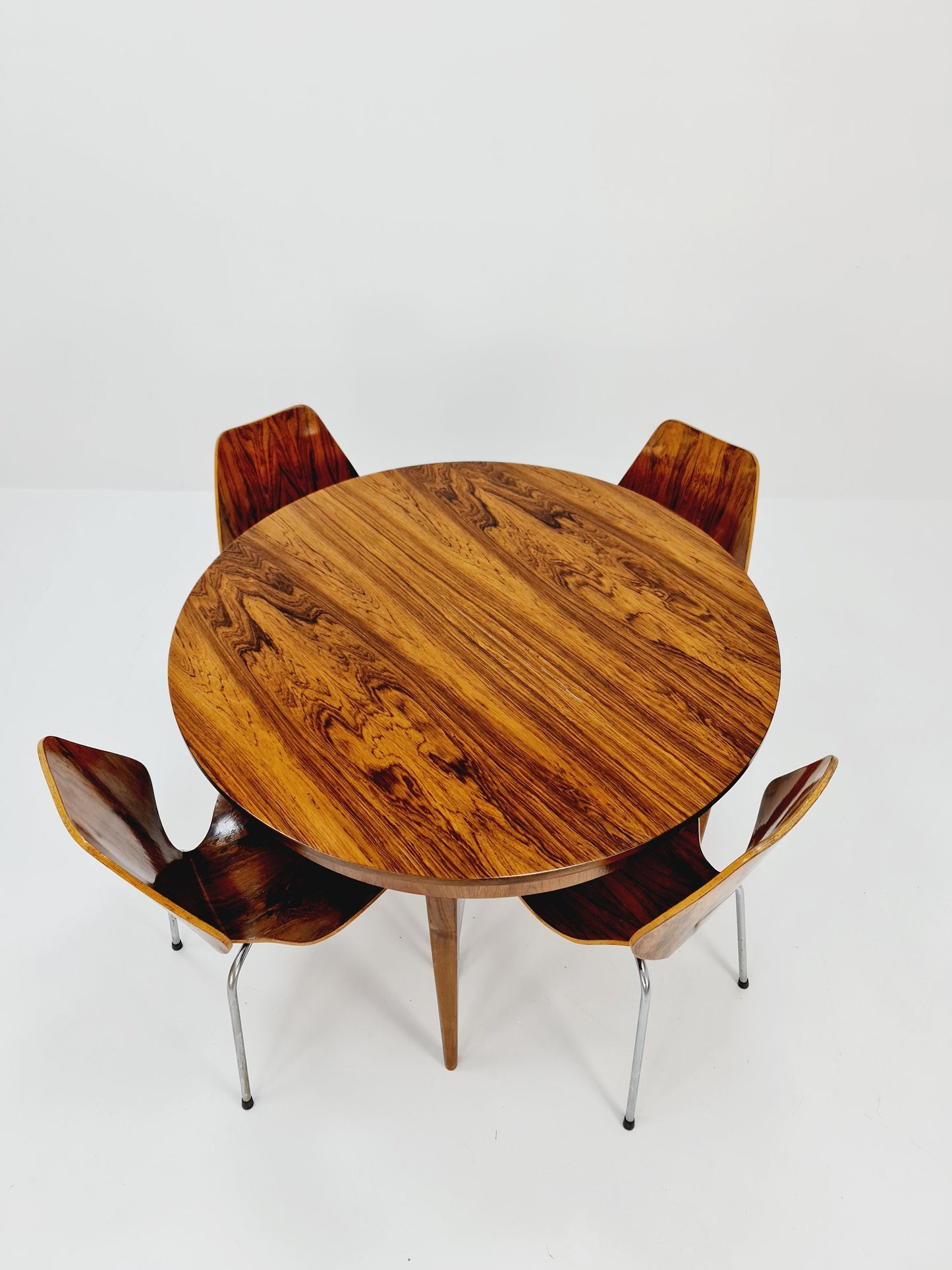 Round German Rosewood Dining Table from Lübke, 1960s