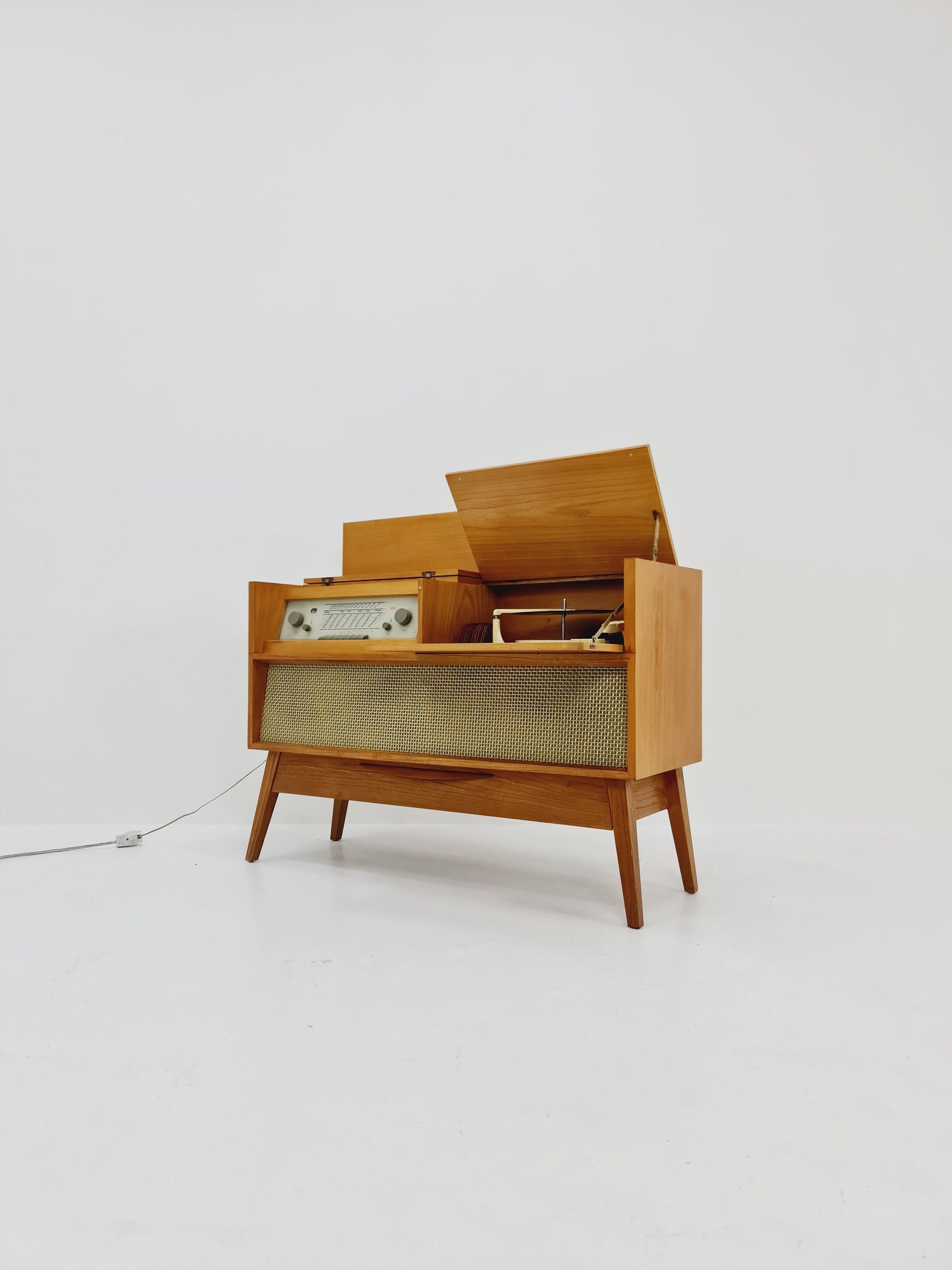 Mid Century Modern German ash record player, radio by Braun “MM 4 ”, 1960s