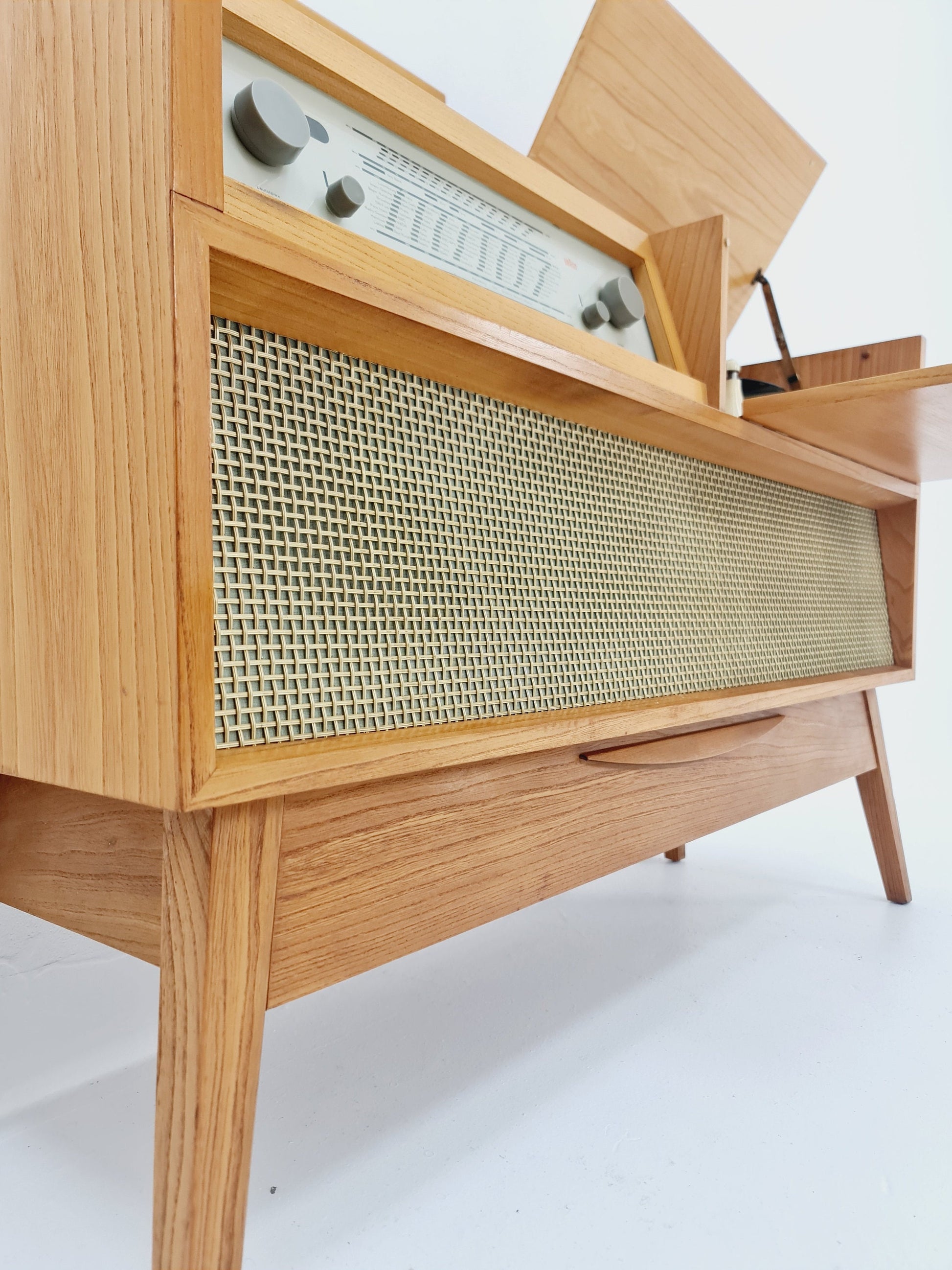 Mid Century Modern German ash record player, radio by Braun “MM 4 ”, 1960s