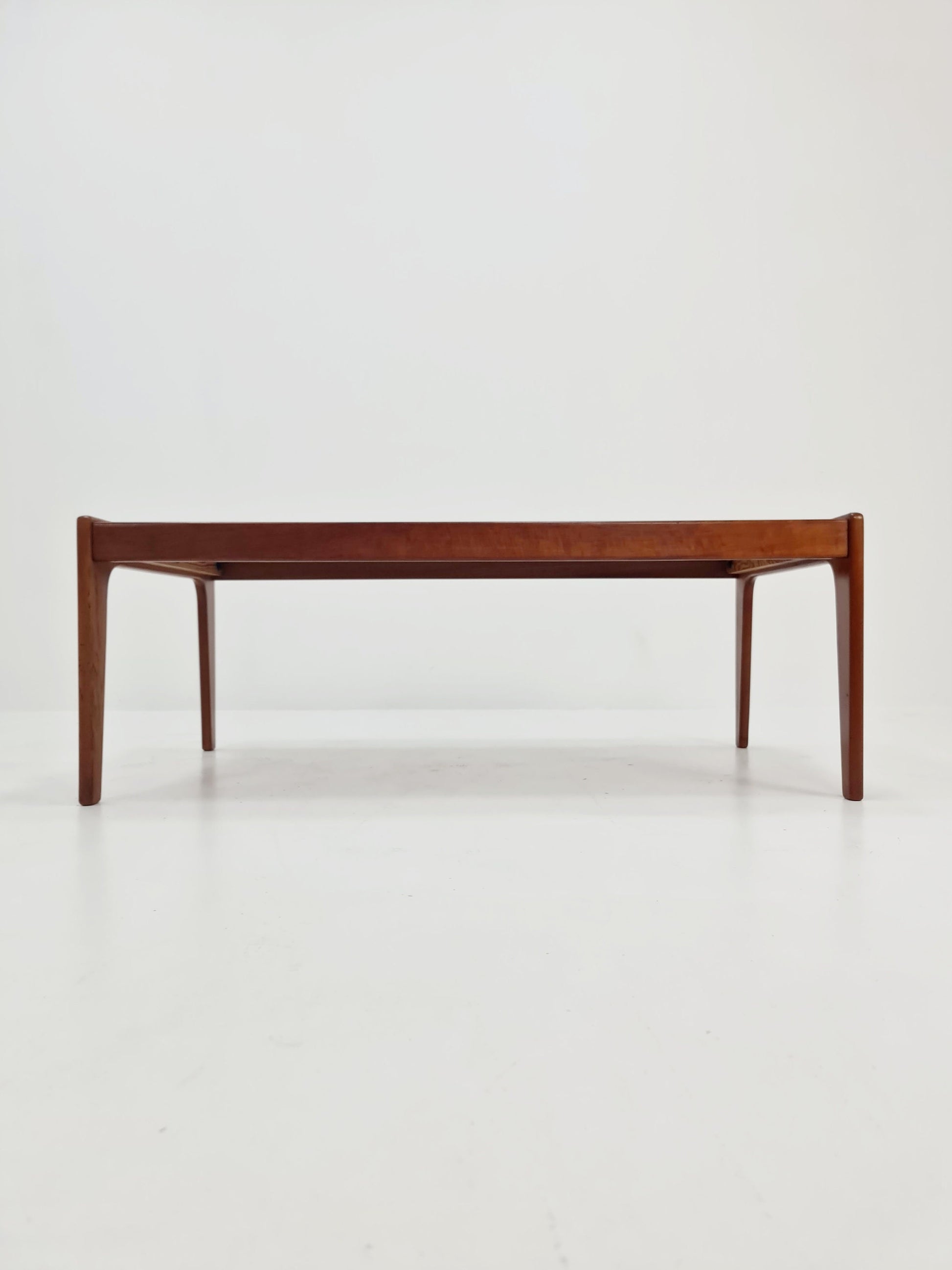 Danish Coffee Table by Arne Wahl Iversen for Komfort Møbelfabrik, 1960s