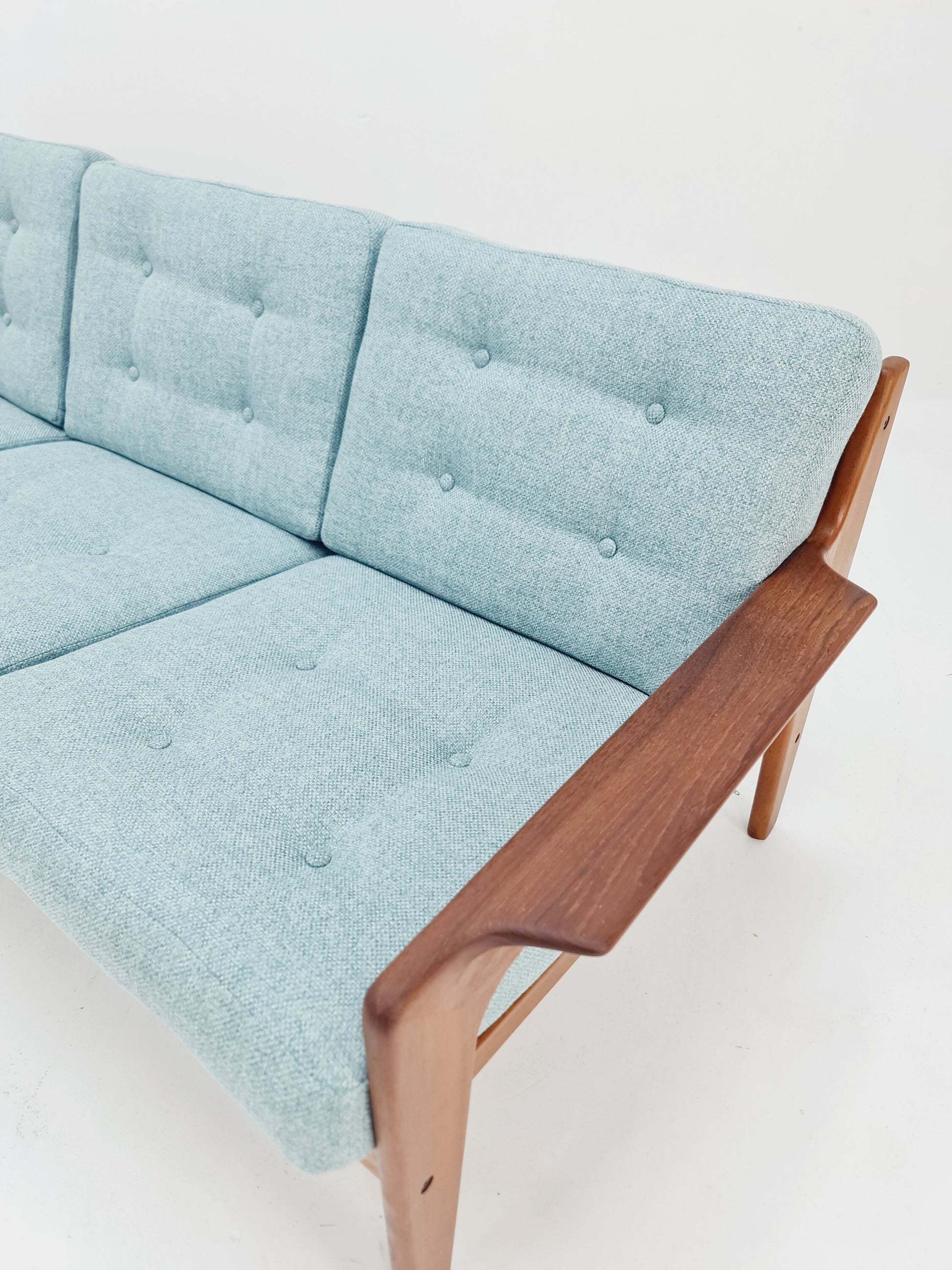 Mid century easy lounge couch by Arne Wahl Iversen for komfort teak , 1960s