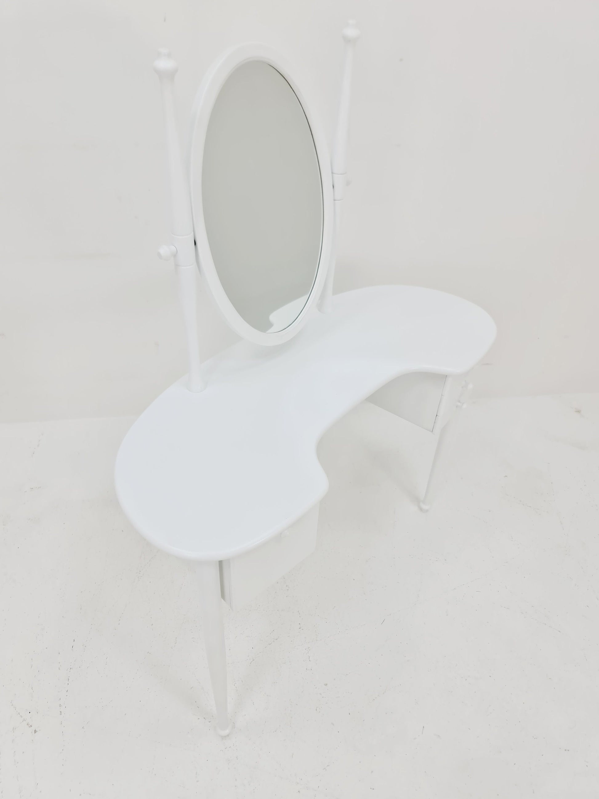 Mid Century Modern Swedish vanity table/ make up By AB Nybrofabriken Model Romantica, 1960s