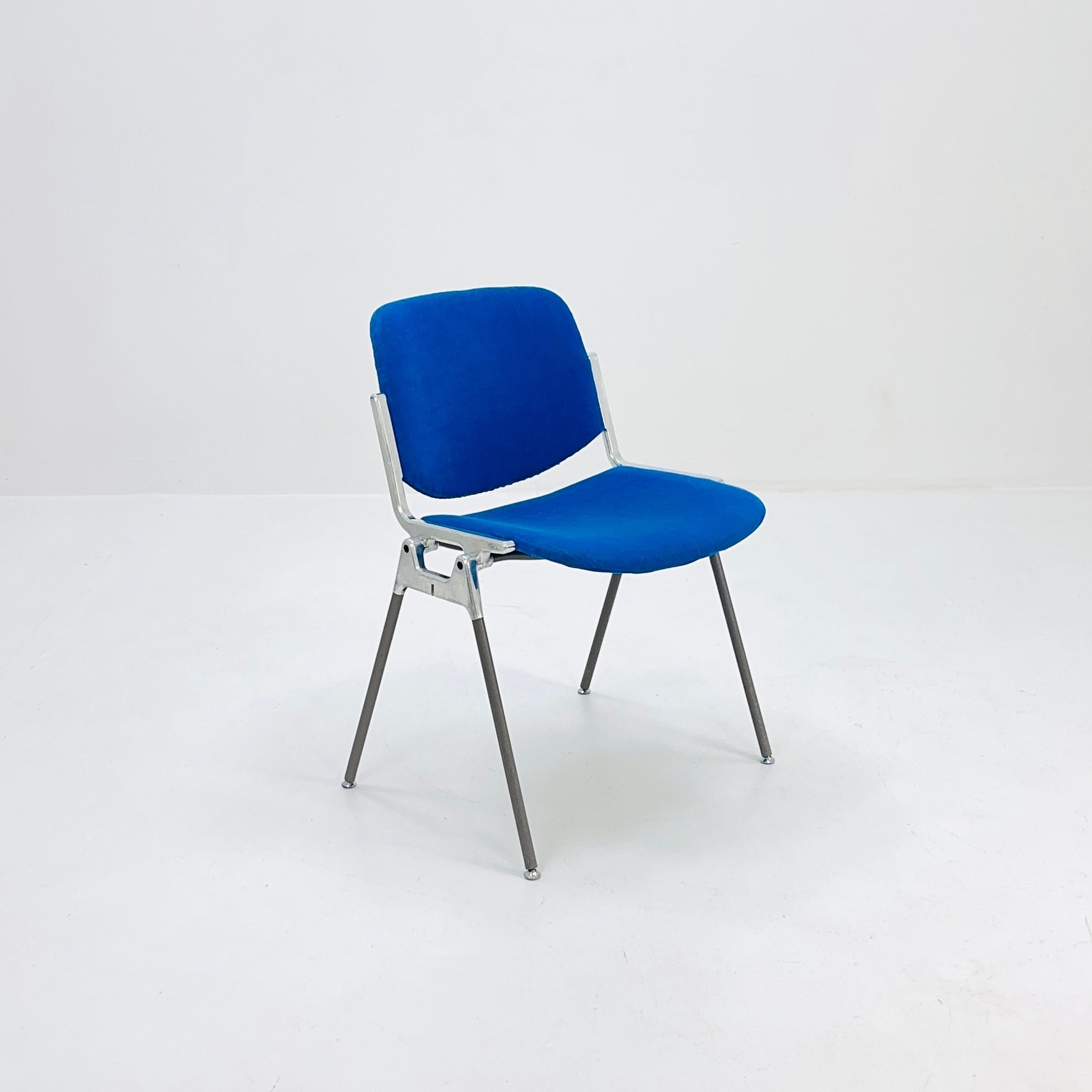 1/50 Mid century Stacking blue fabric chair by Giancarlo Piretti for Anomima Castelli ,Italy 1960s