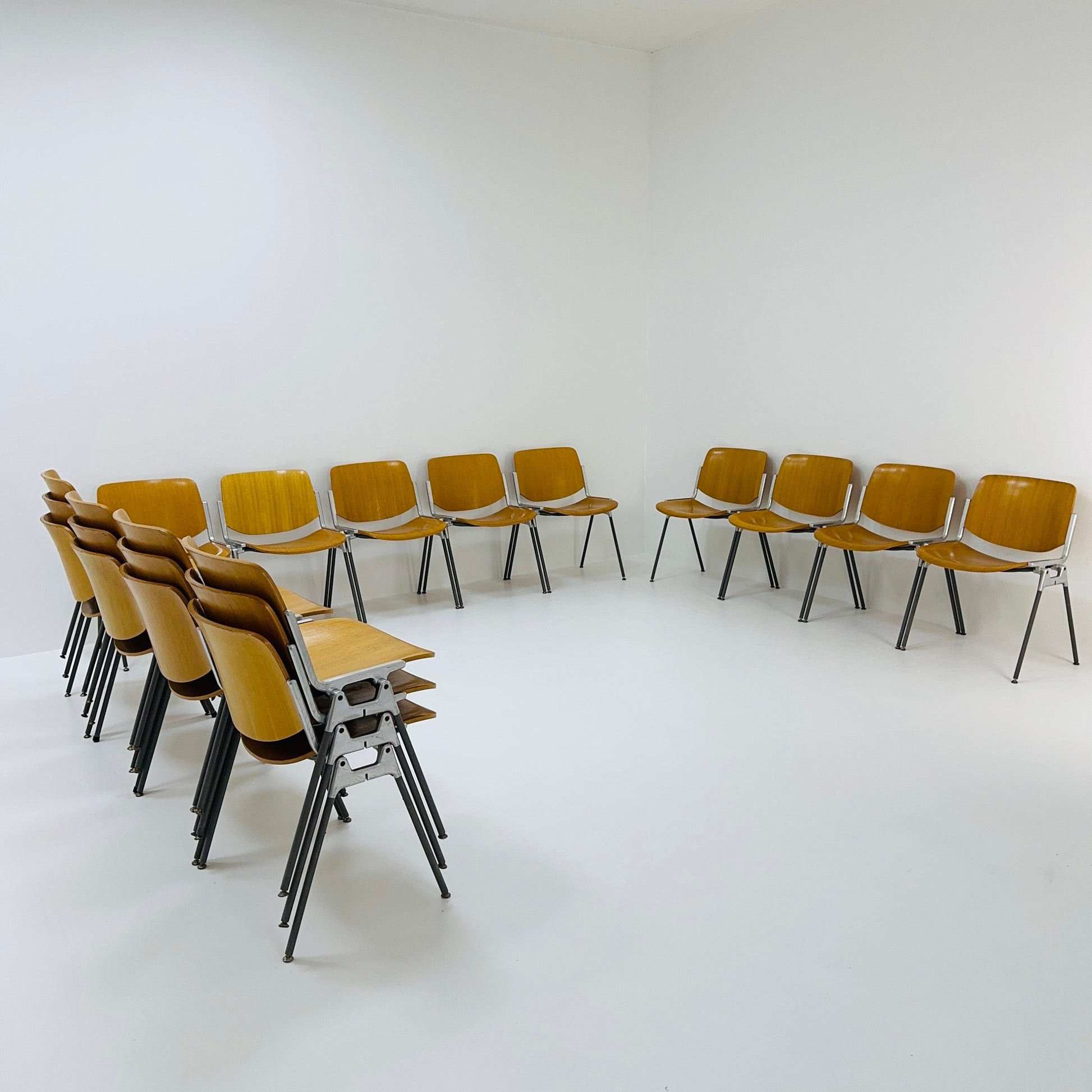 Mid century Stacking desk chair by Giancarlo Piretti for Anomima Castelli ,Italy 1960s
