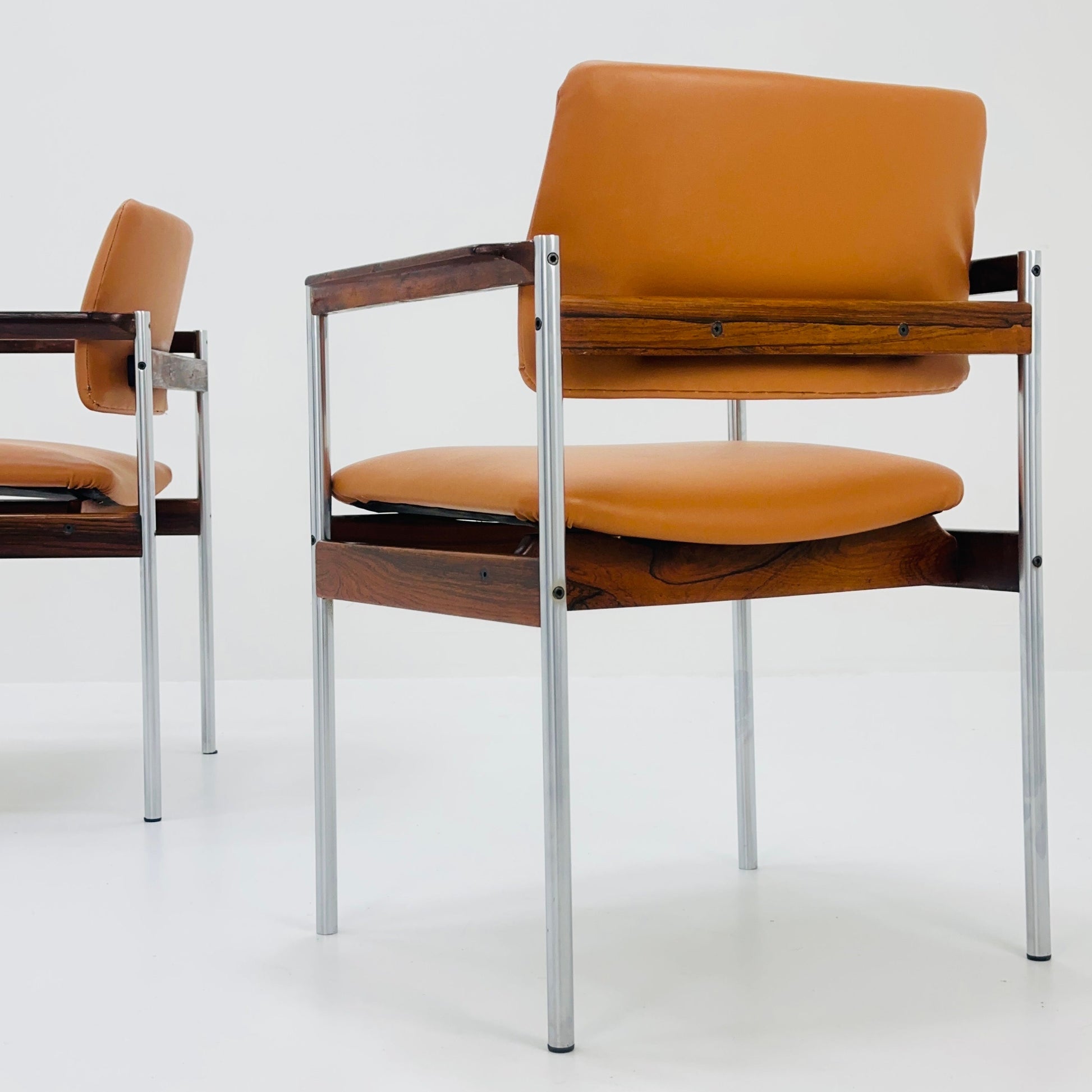 Set of 2 Mid-Century Dining arm Chairs by Thereca, 1960s, Netherlands