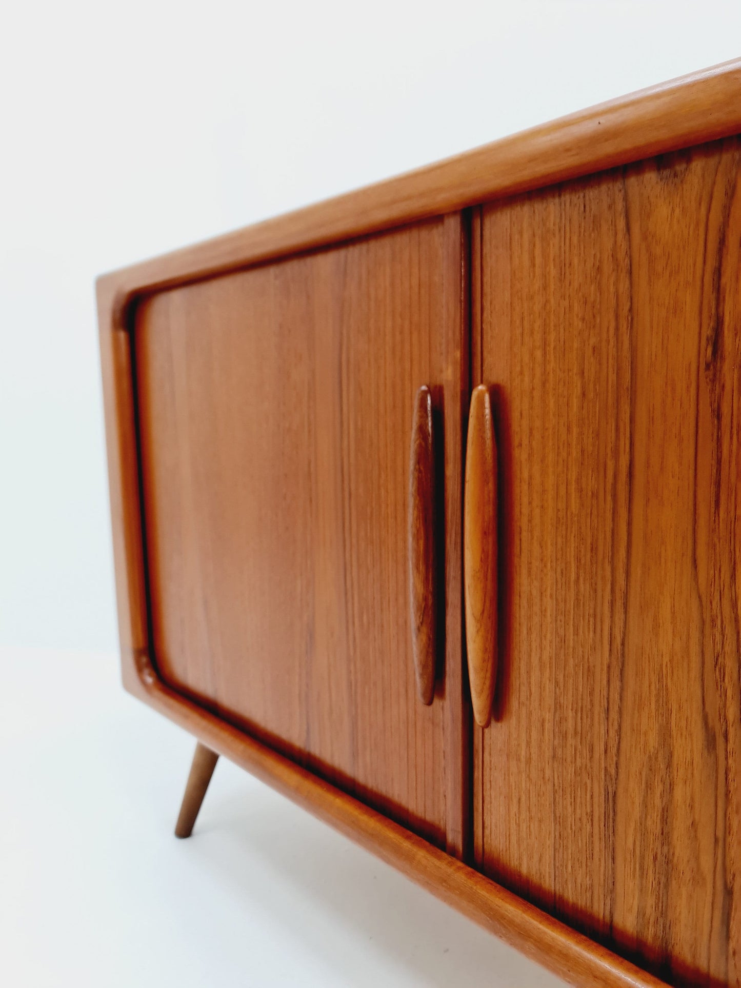 Mid century Solid Danish teak hallway cabinet, Record cabinet By Dyrlund 1960s
