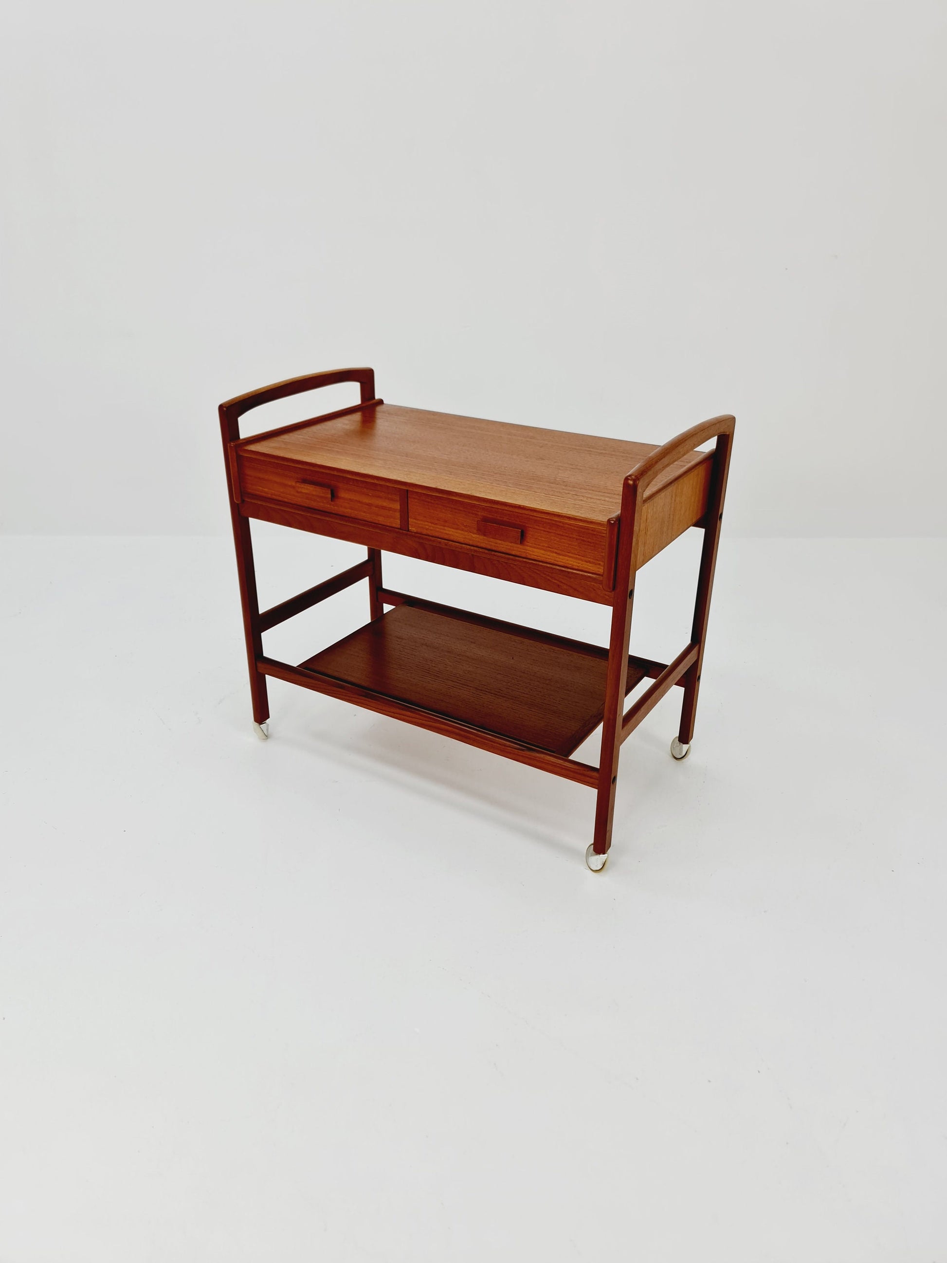 Vintage mid century danish trolley in solid teak/ bar cart By Salling Stolefabrik, 1960s