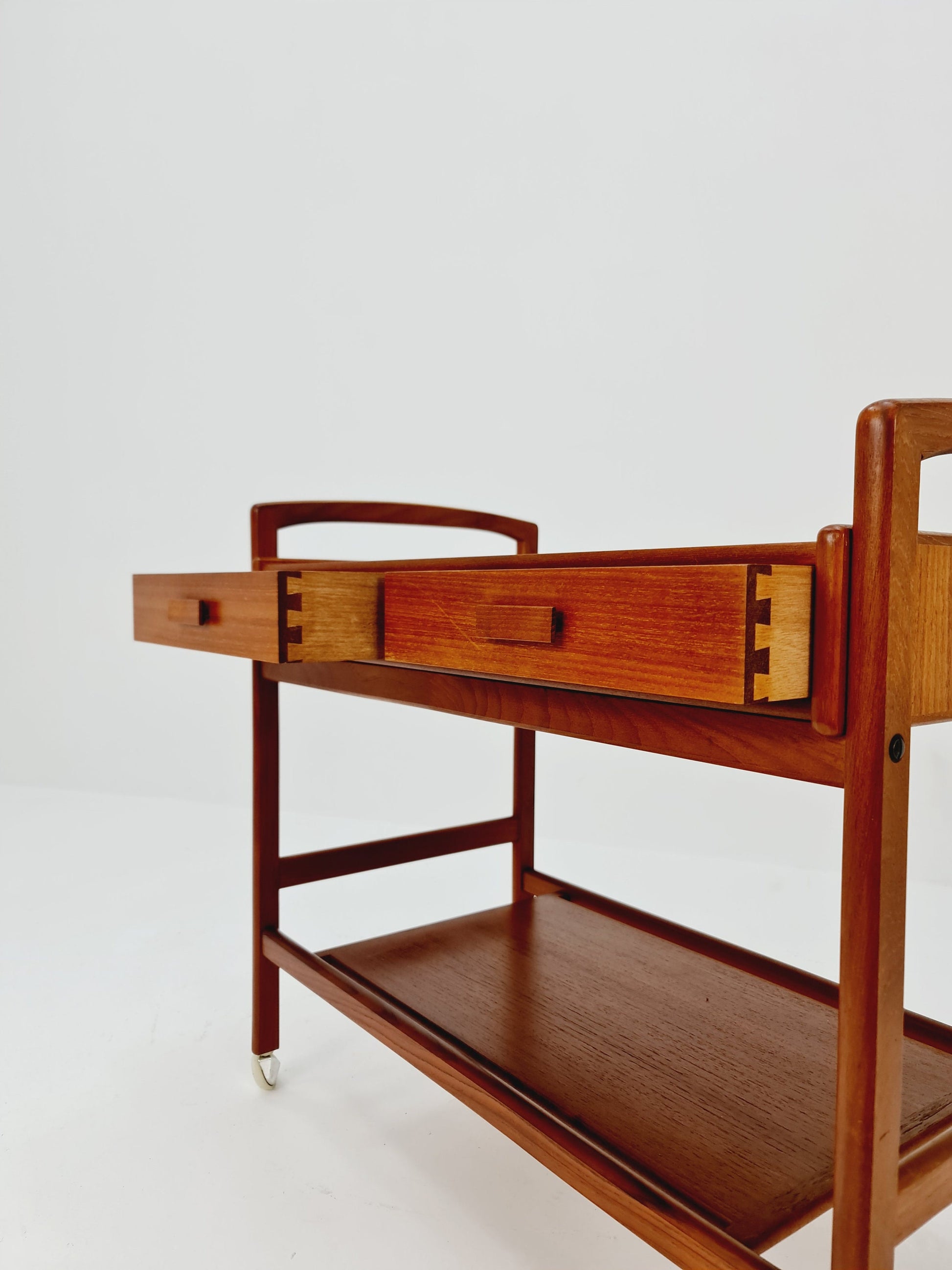 Vintage mid century danish trolley in solid teak/ bar cart By Salling Stolefabrik, 1960s