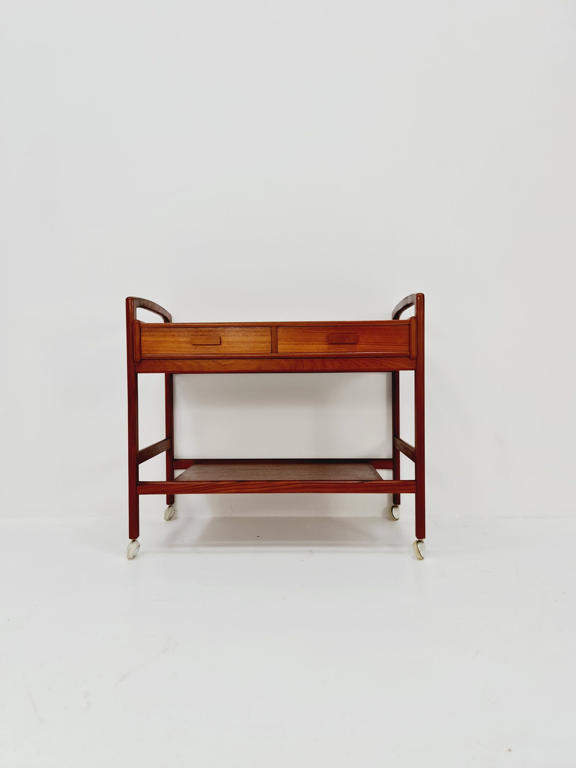 Vintage mid century danish trolley in solid teak/ bar cart By Salling Stolefabrik, 1960s