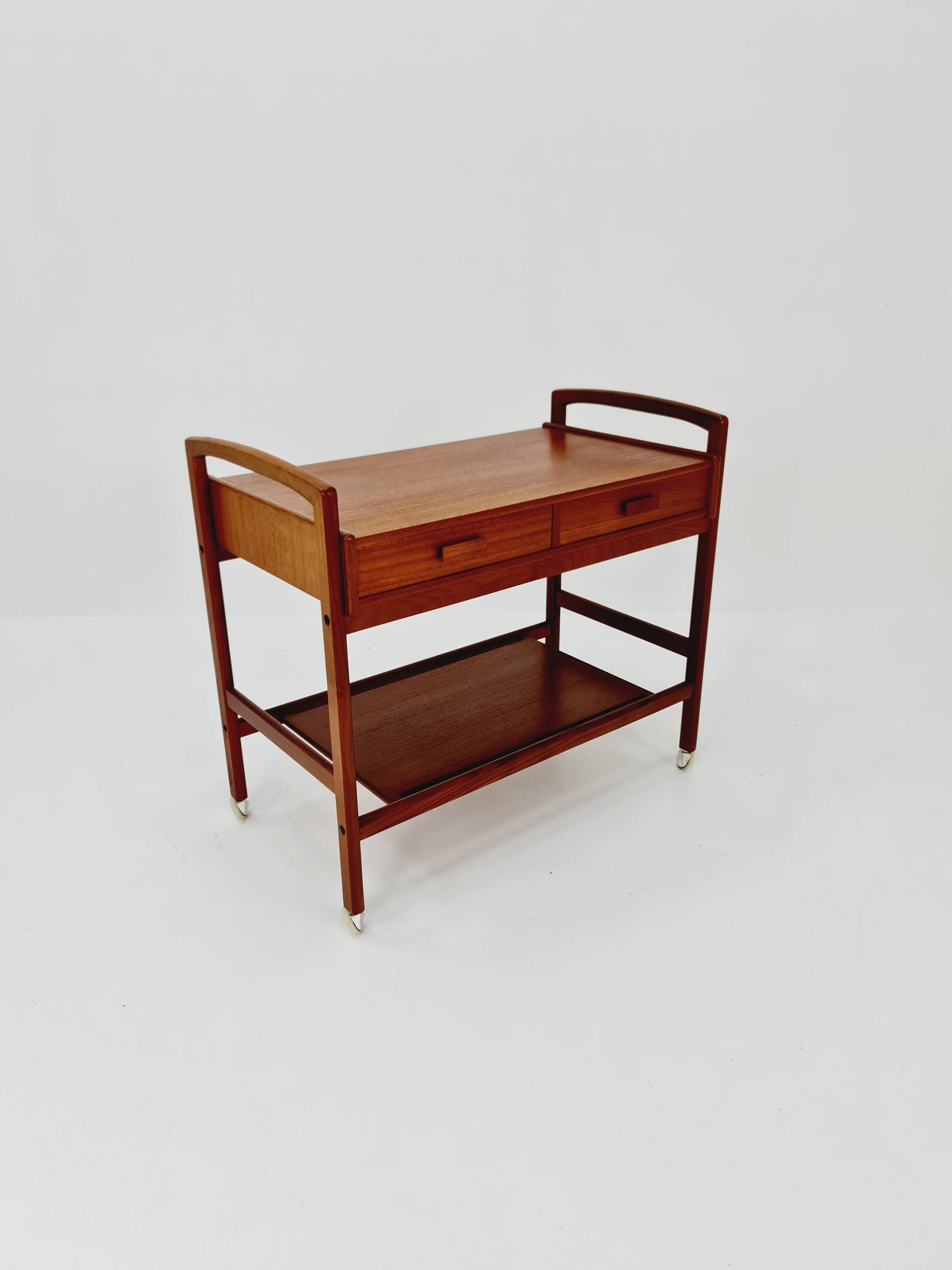 Vintage mid century danish trolley in solid teak/ bar cart By Salling Stolefabrik, 1960s