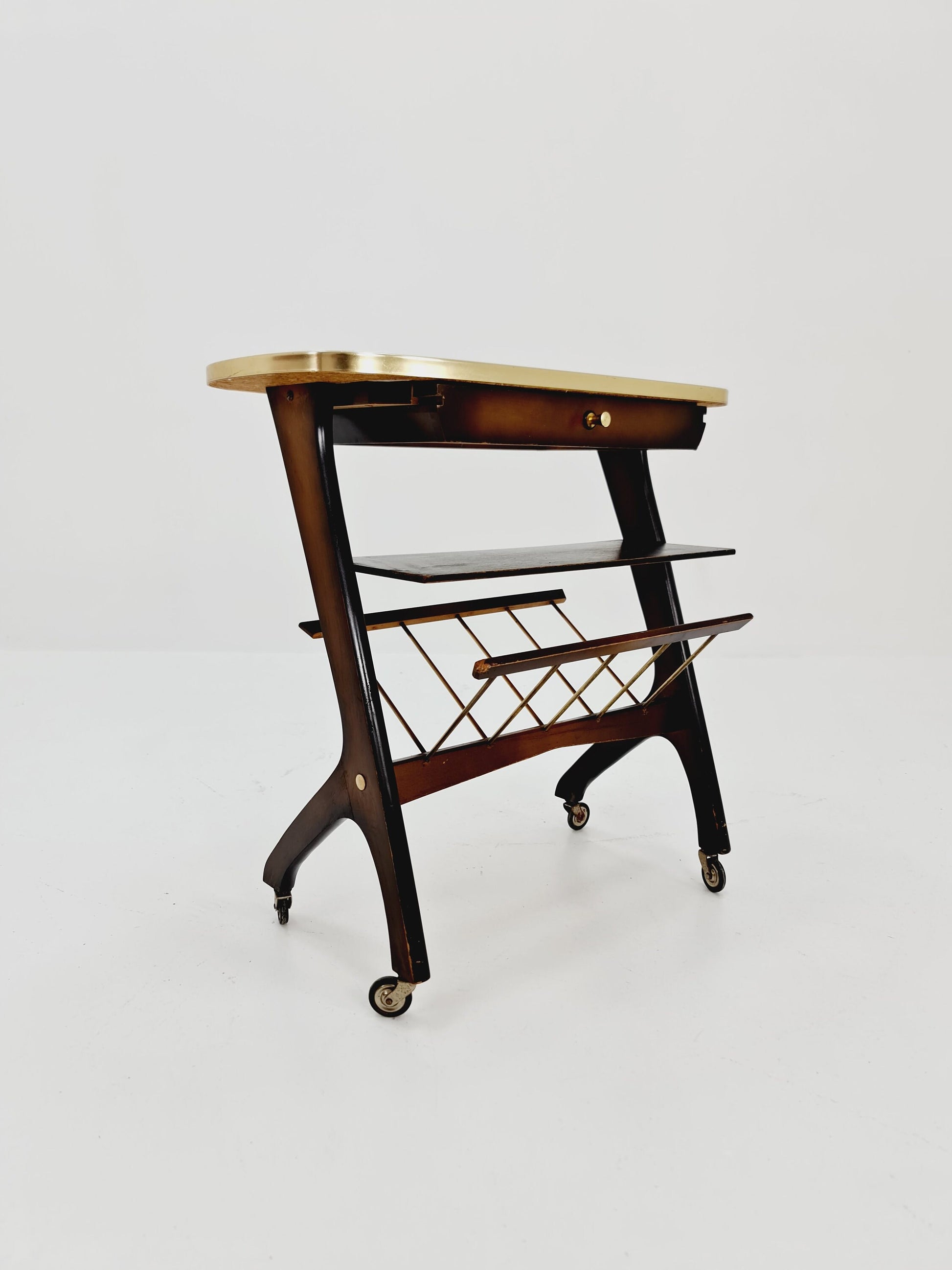 Super Rare Vintage German mid century Sidetable magazine rack, 1950s