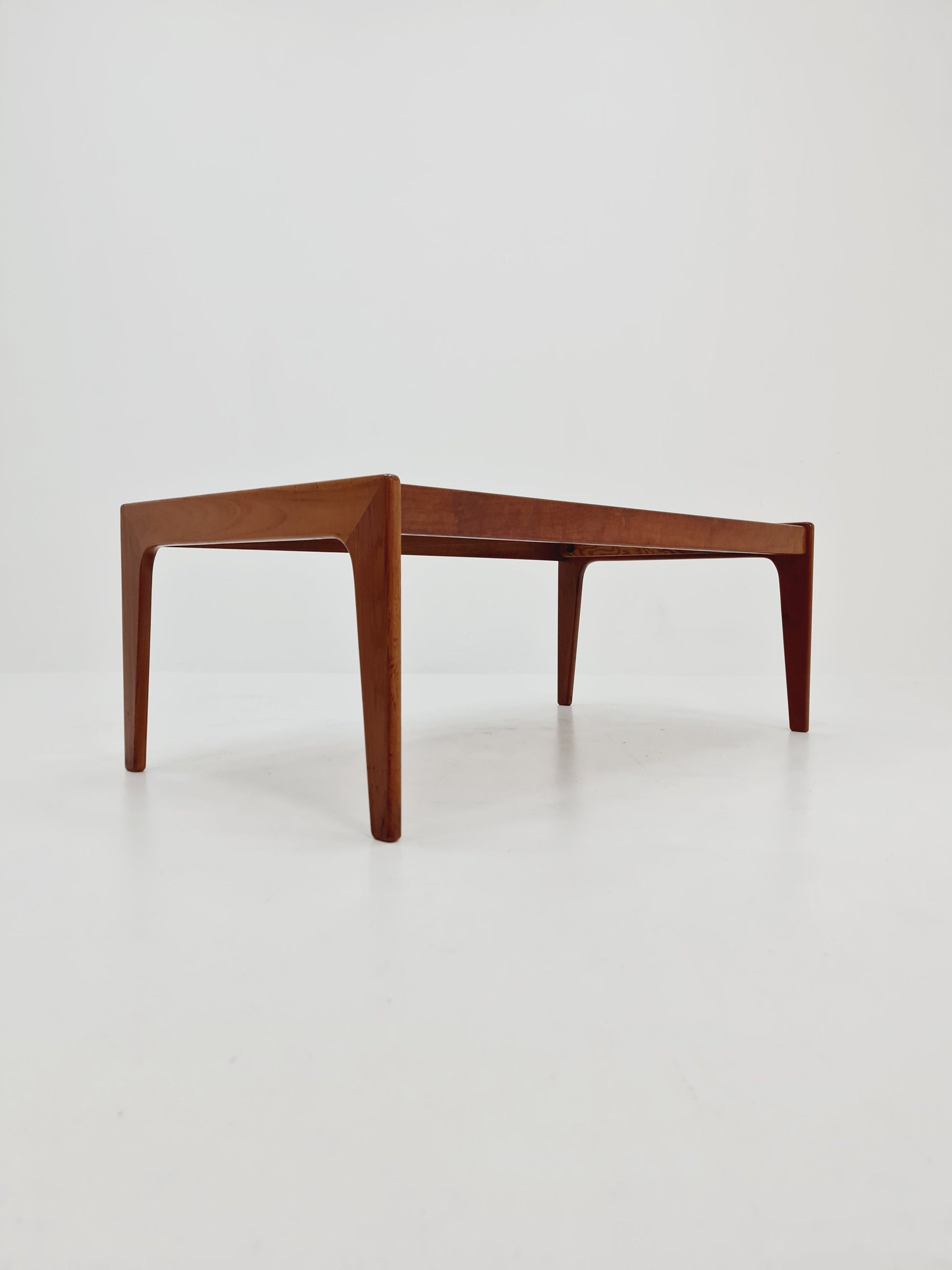 Danish Coffee Table by Arne Wahl Iversen for Komfort Møbelfabrik, 1960s