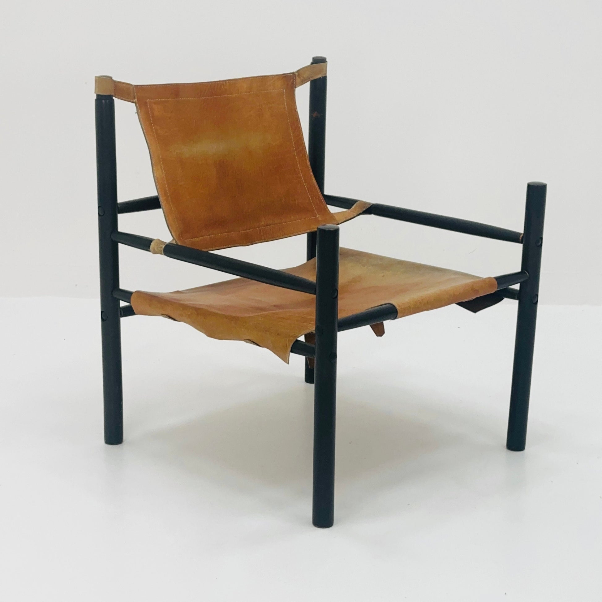 Mid century Sling Safari chair set by Abel Gonzalez cognac leather Argentina 1960s