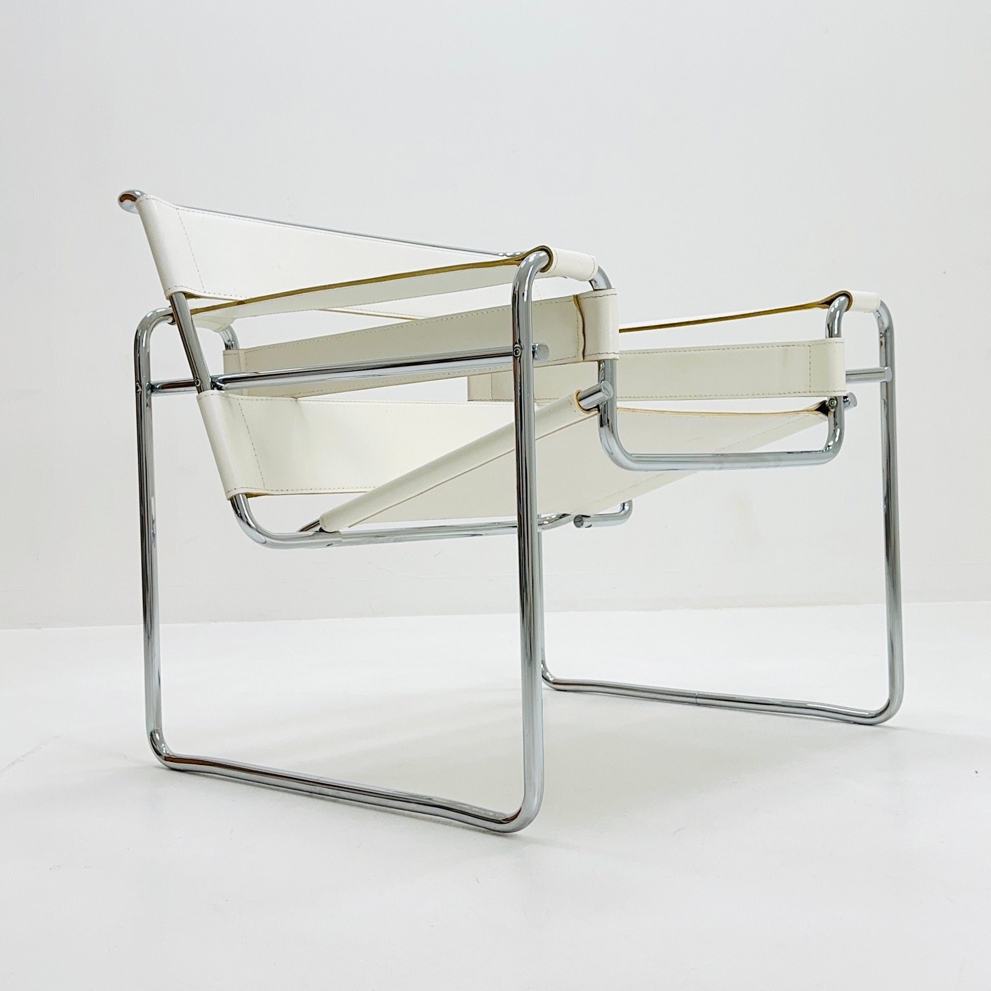 Mid century white armchair B3 WASSILY by Marcel Brauer , 1990s Italy