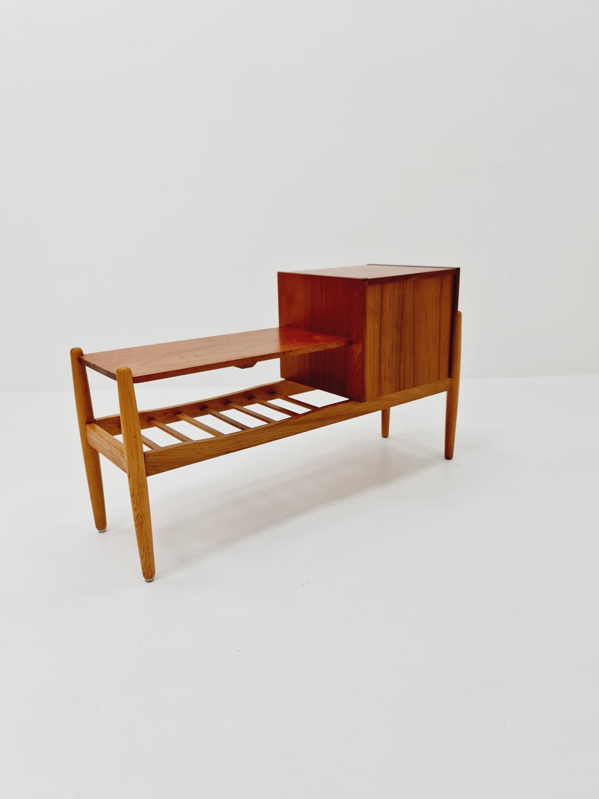 Danish teak & oak telefon table/ hallway table Arne wahl Iversen, 1960s