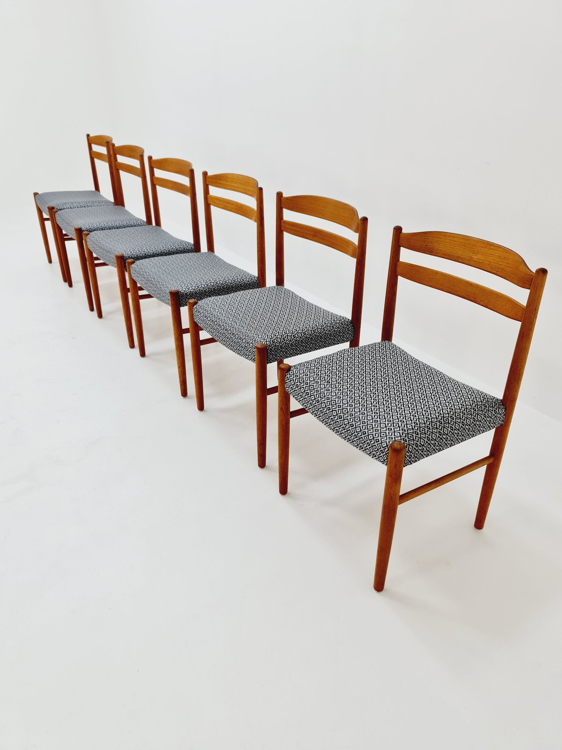 Swedish teak with leather sits dining chairs by Carl Ekström for Albin Johansson 1960s, set of 6