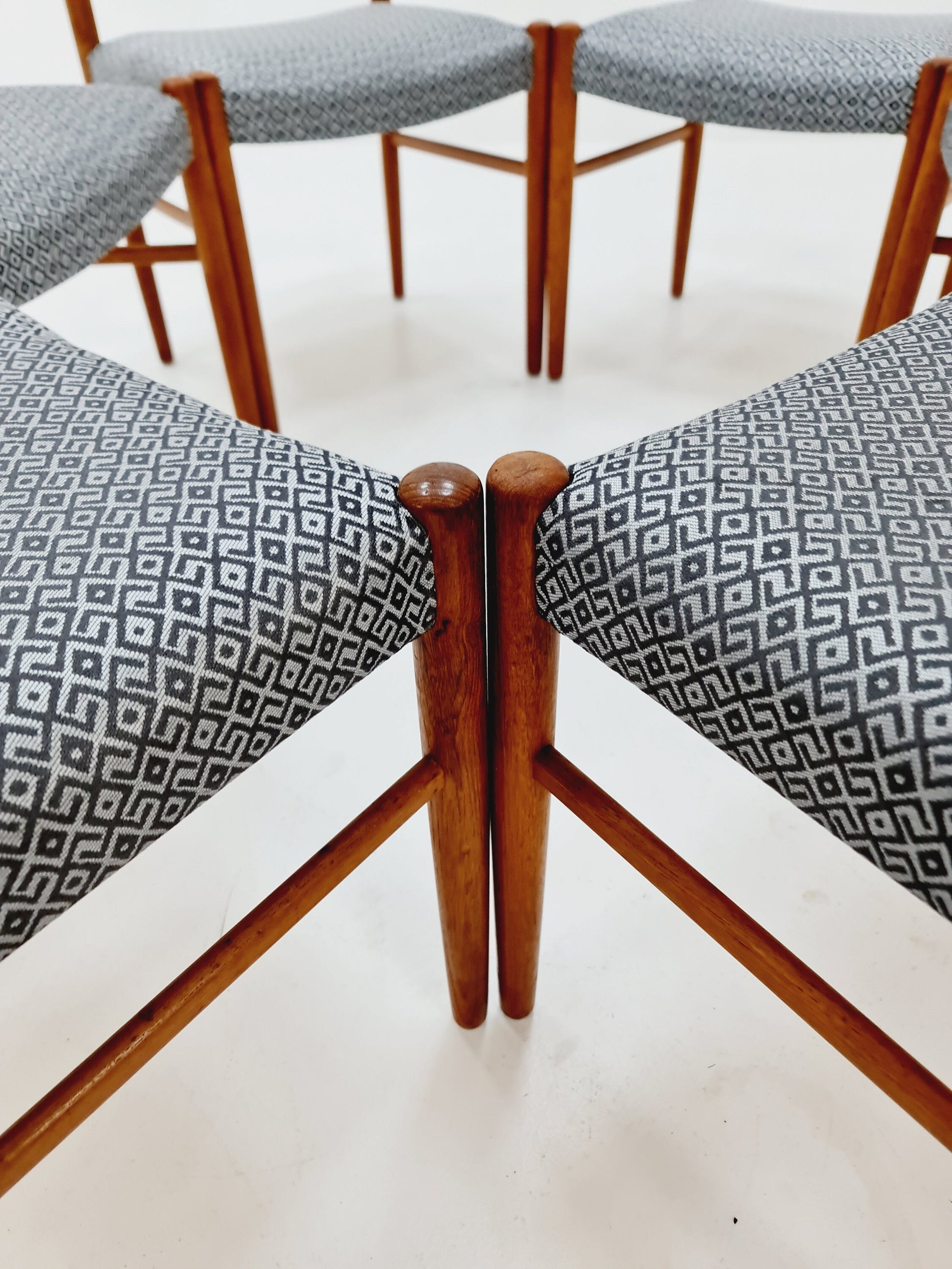 Swedish teak with leather sits dining chairs by Carl Ekström for Albin Johansson 1960s, set of 6
