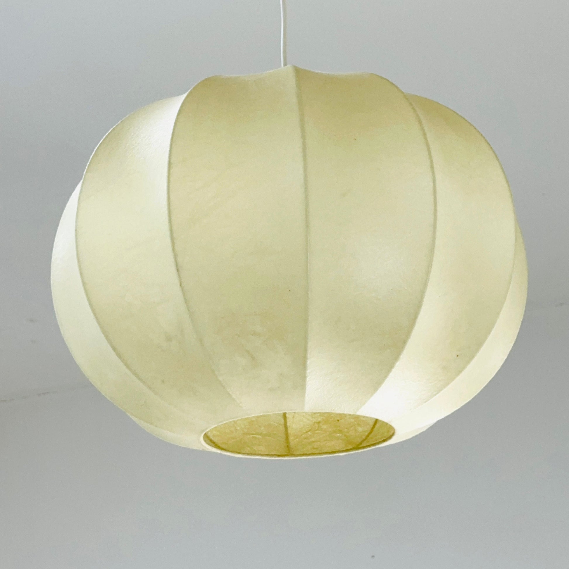 Big Space age pendant lamp by Designer Achille & Pier Giacomo Castiglioni : Bovezzo (Italy)
