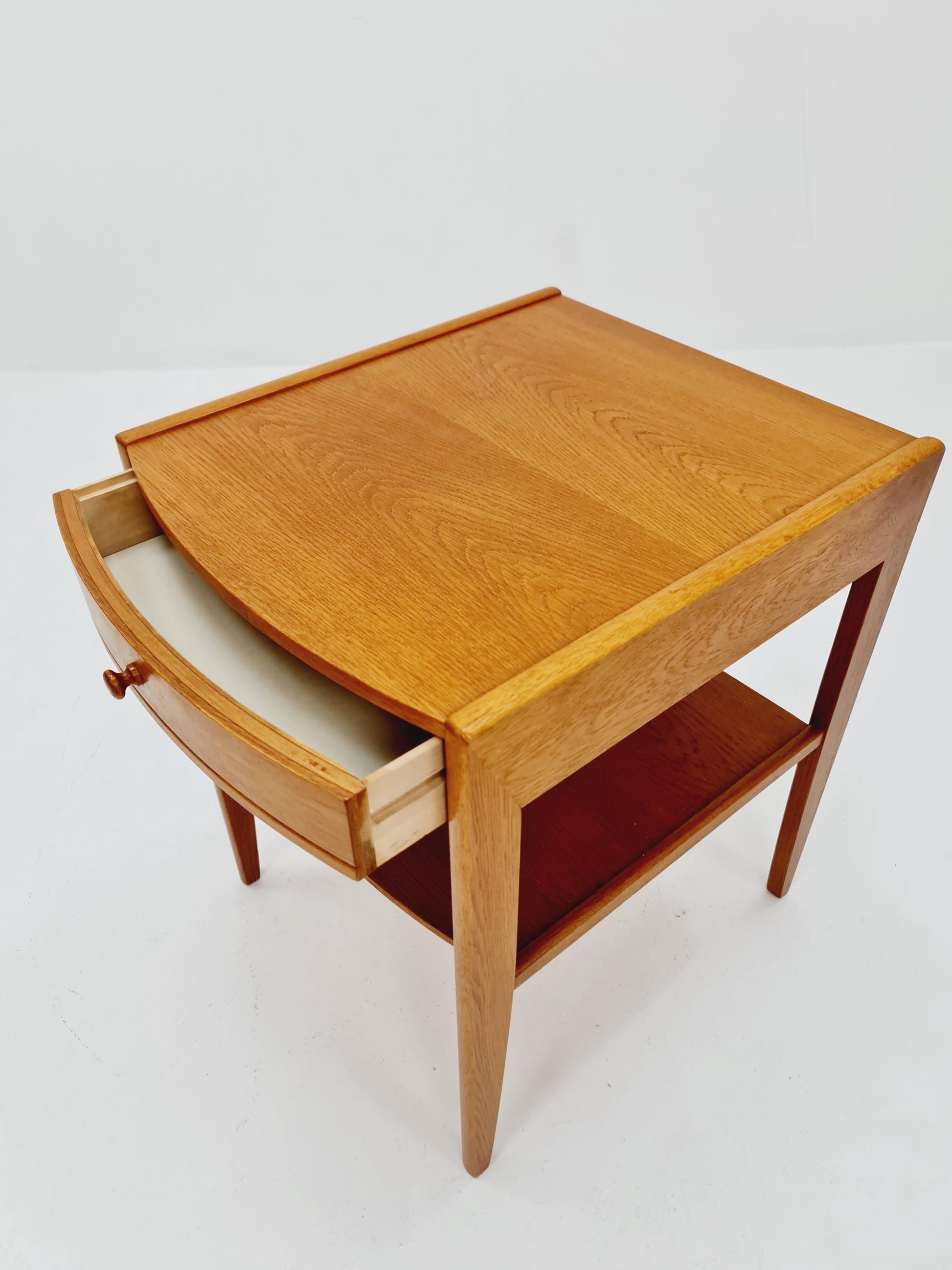Mid century Scandinavian oak side table / bedside table, 1960s