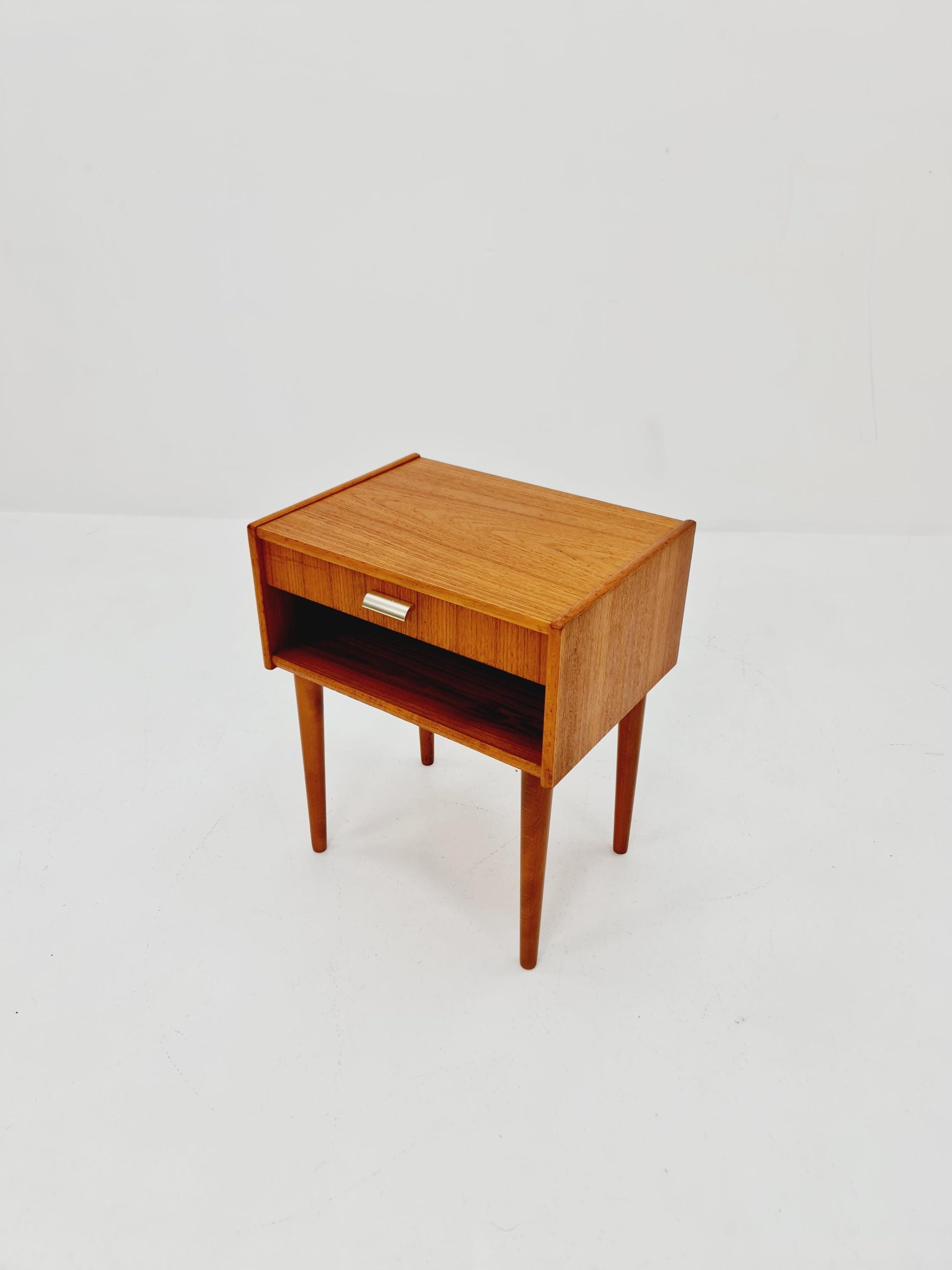 Mid century Scandinavian teak side table / bedside table, 1960s