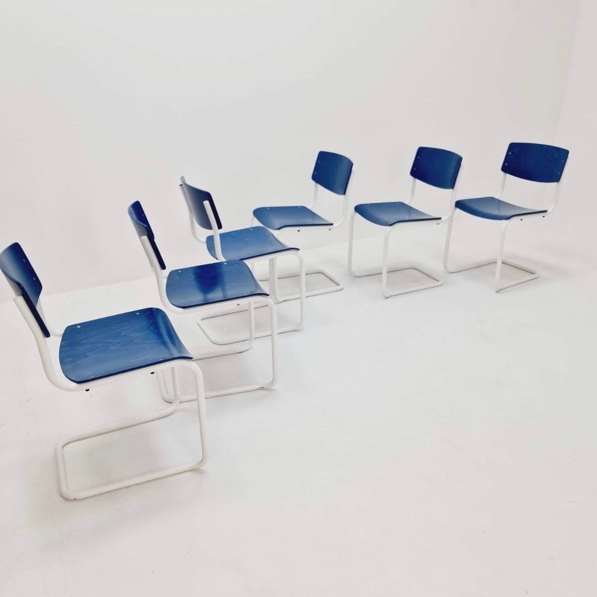 Set of 6 Mid century Bauhaus / S 43 cantilever chairs by Mart stam Thonet Orginal Germany 1970S