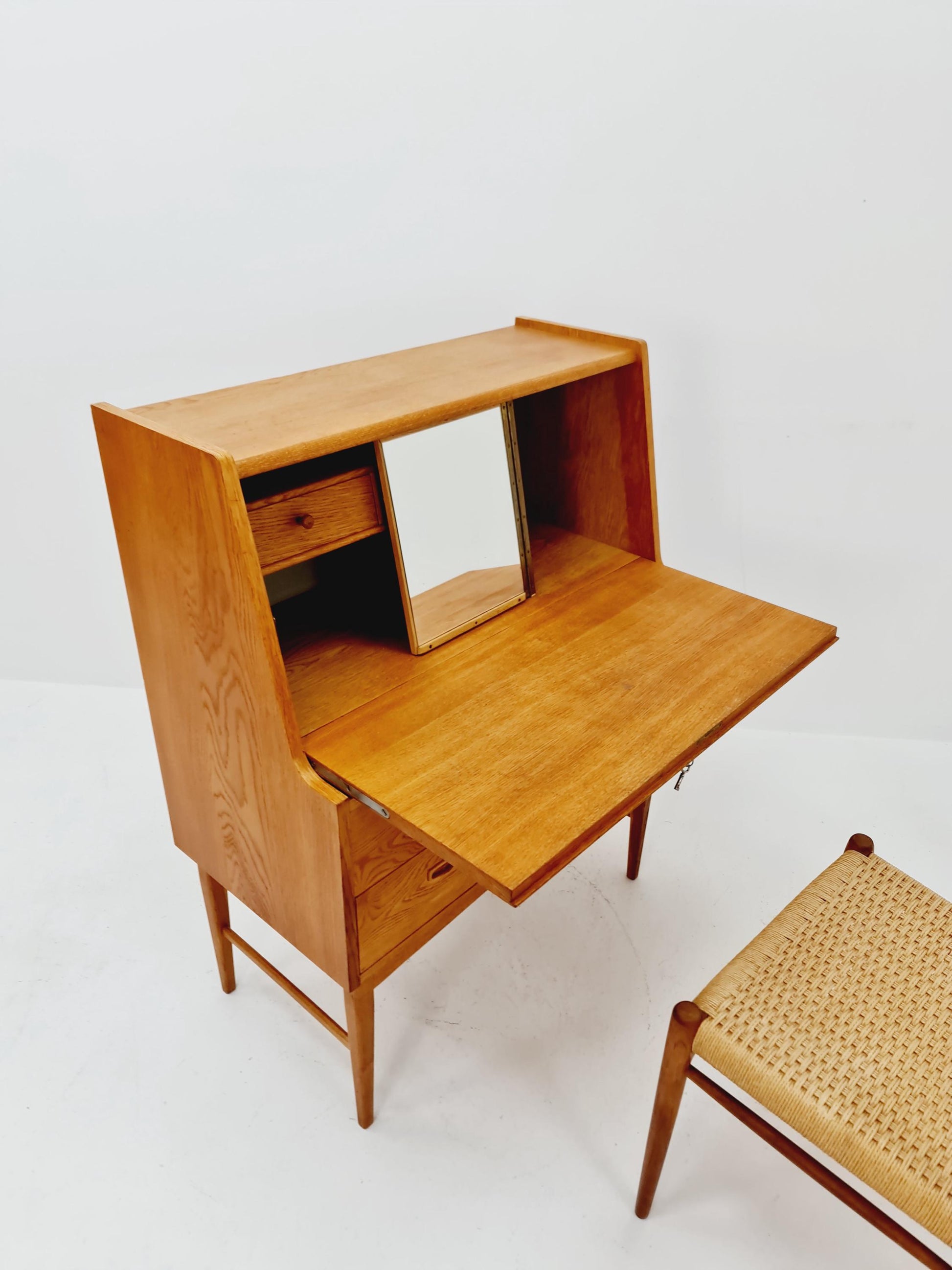 Midcentury Danish vintage oak secretary, vanity /Make up table By Arne Wahl Iversen, 1960s