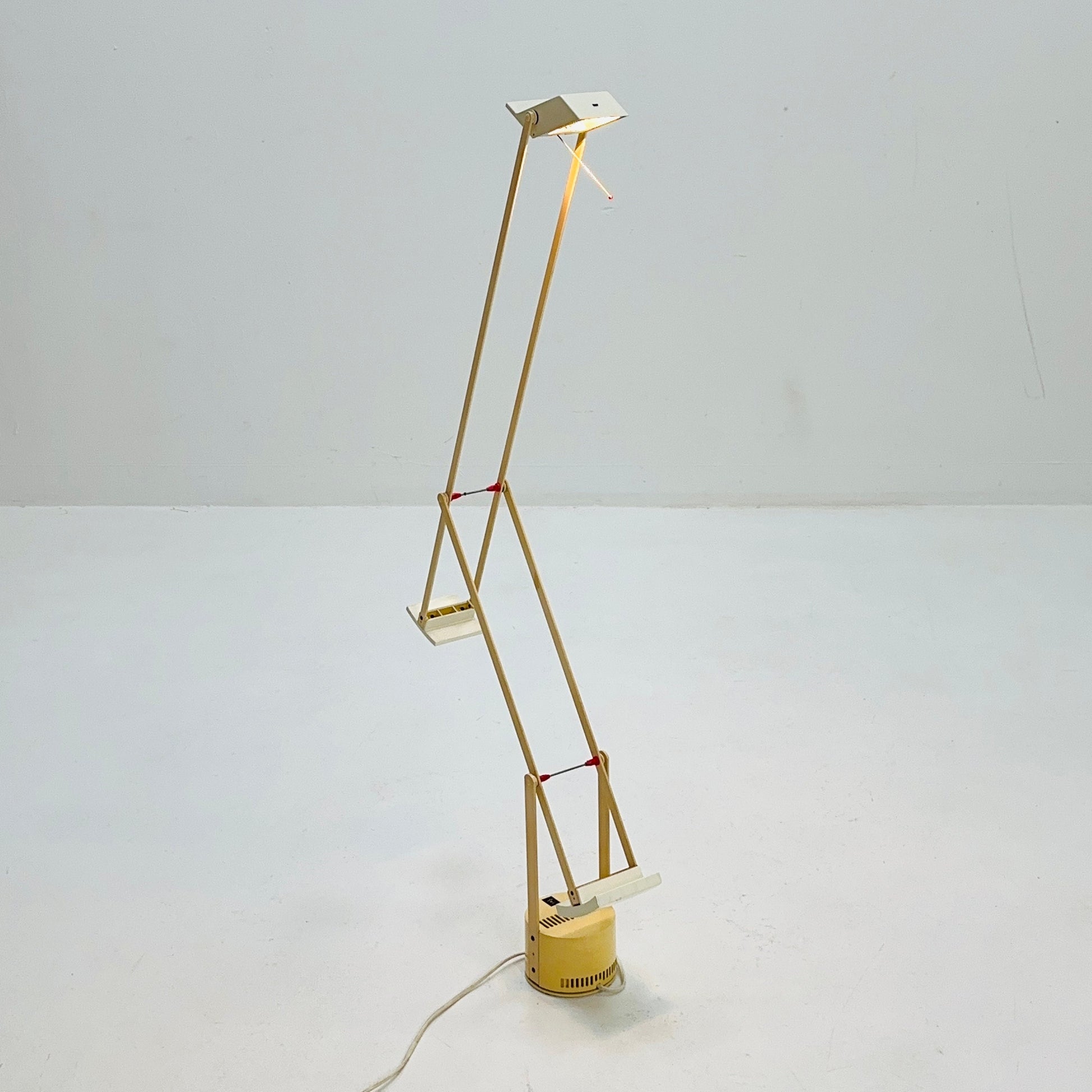 1 of 2 Vintage white Italian Tizio Table Lamp by Richard Sapper for Artemide, 1972