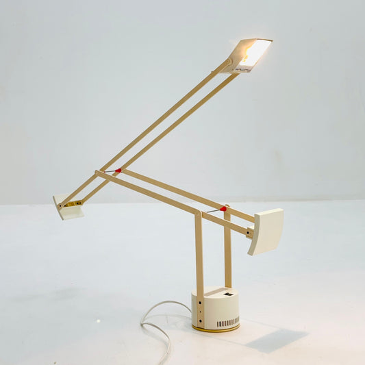 1 of 2 Vintage white Italian Tizio Table Lamp by Richard Sapper for Artemide, 1972