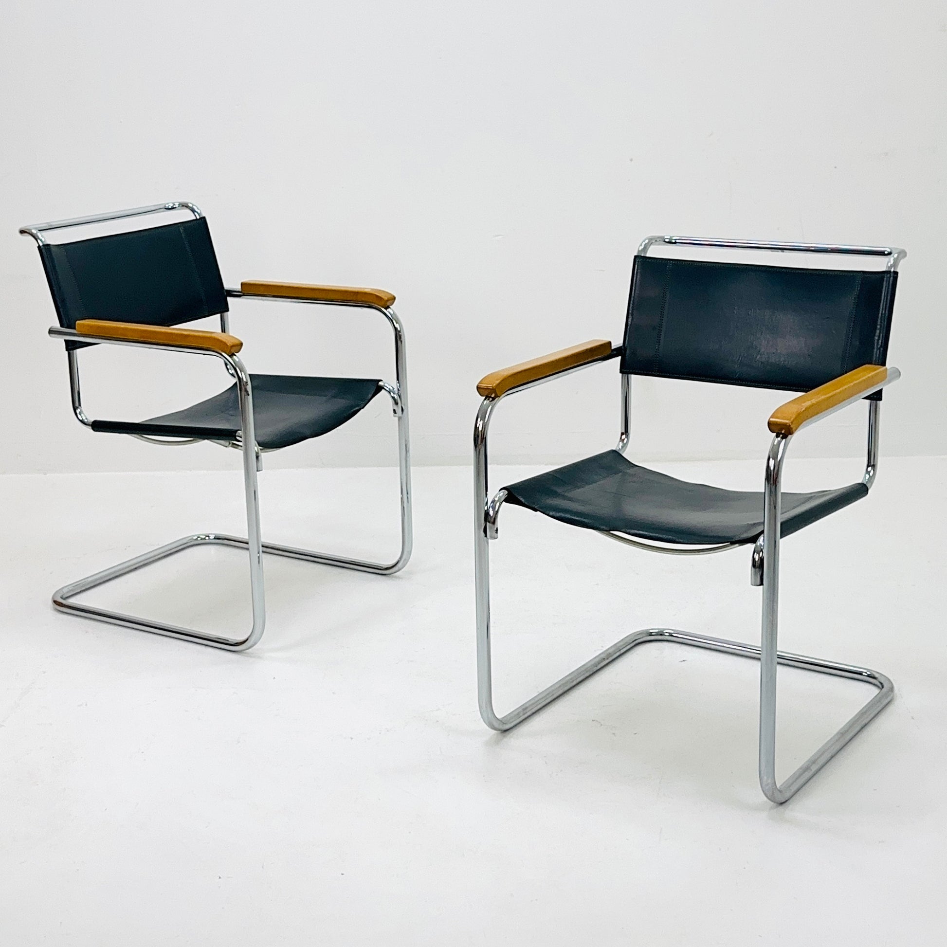 Set of 4 Bauhaus black leather iconic armchairs by mart Stam for Thonet 1980s