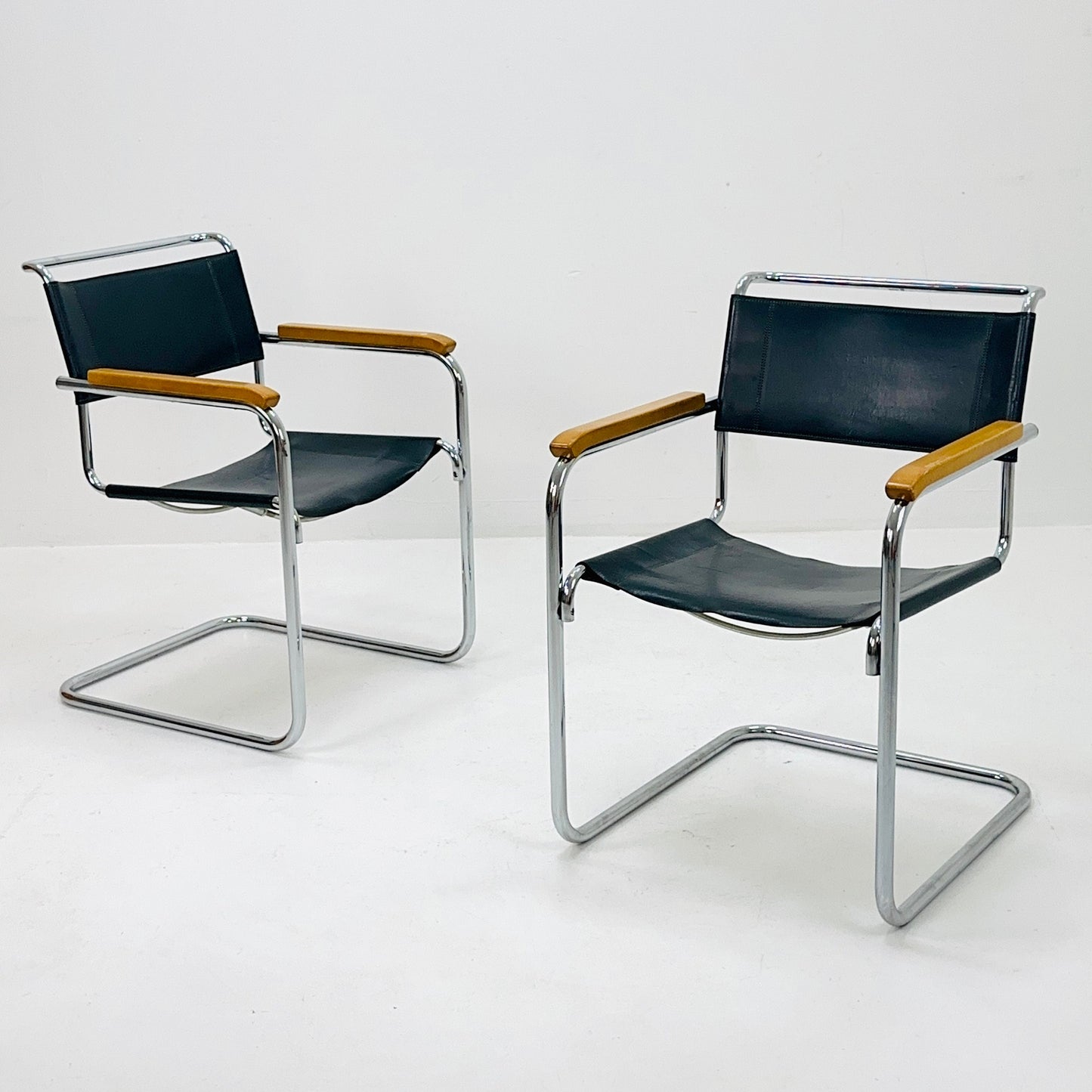 Set of 4 Bauhaus black leather iconic armchairs by mart Stam for Thonet 1980s