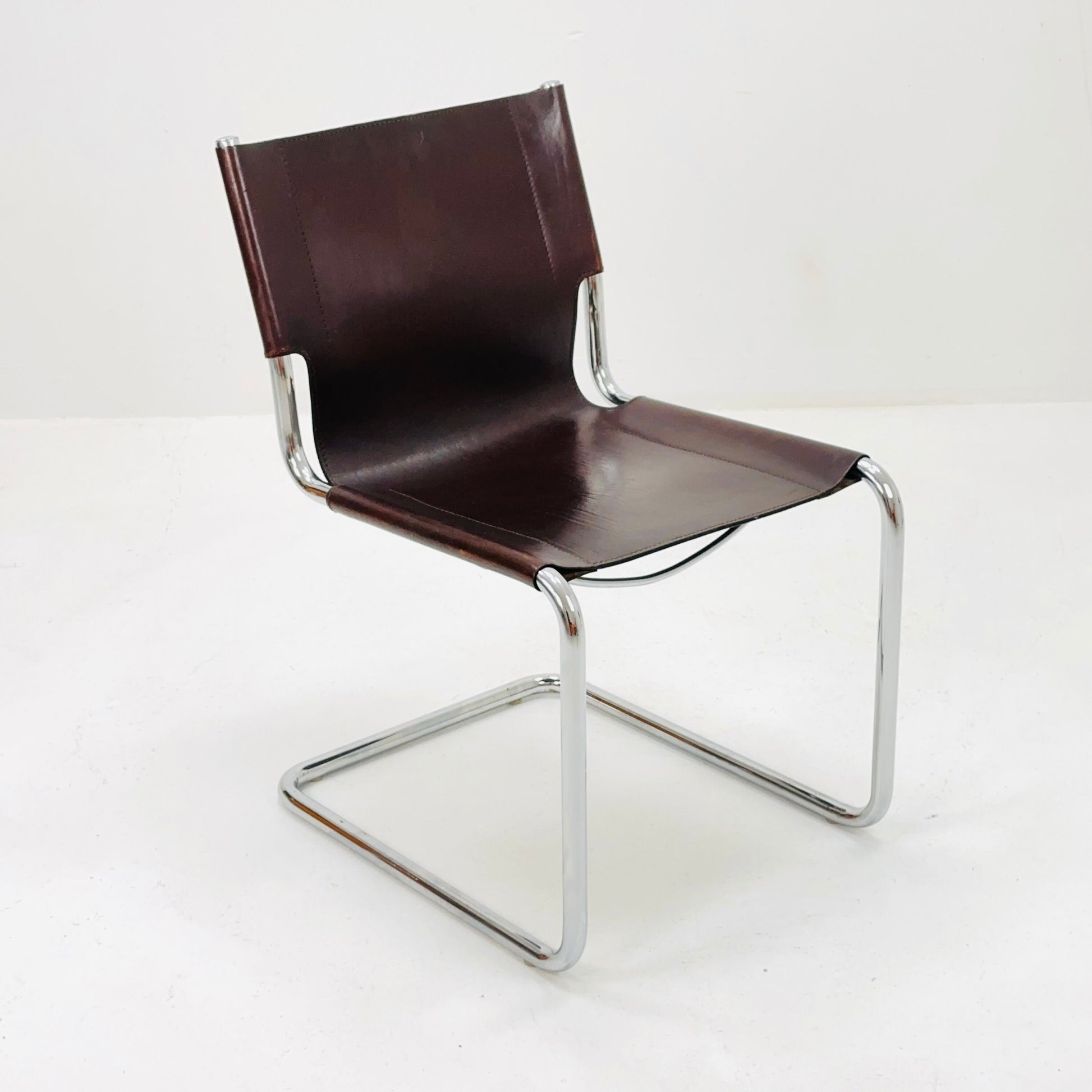 Set of 4 Mid-Century Vintage S33 Chair by Mart Stam & Marcel Breuer for Matteo grassi 1980s Italy