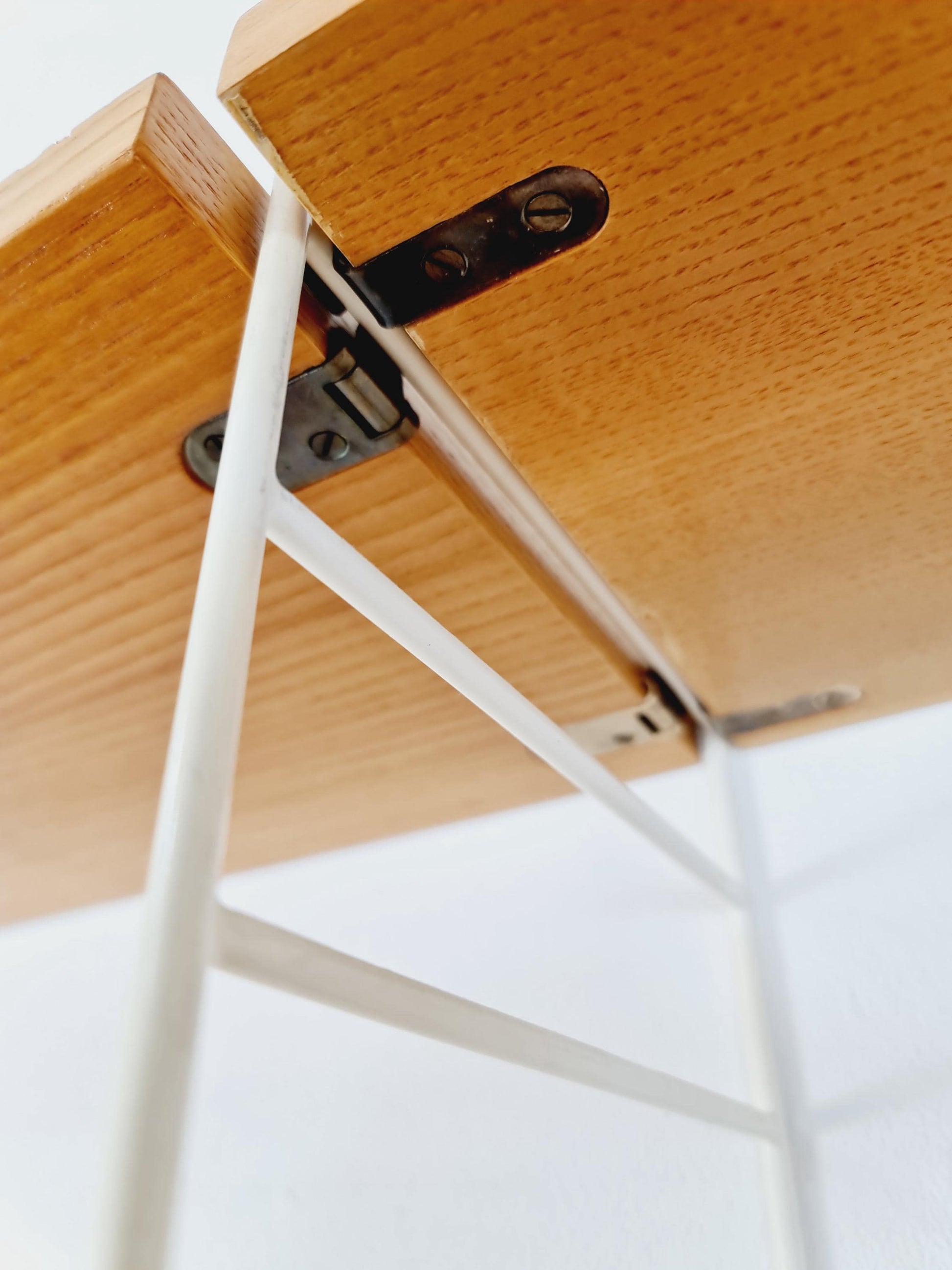 Original MCM Ash shelving system - consists of Black lacquered metal ladders, from string Stockholm 1960s