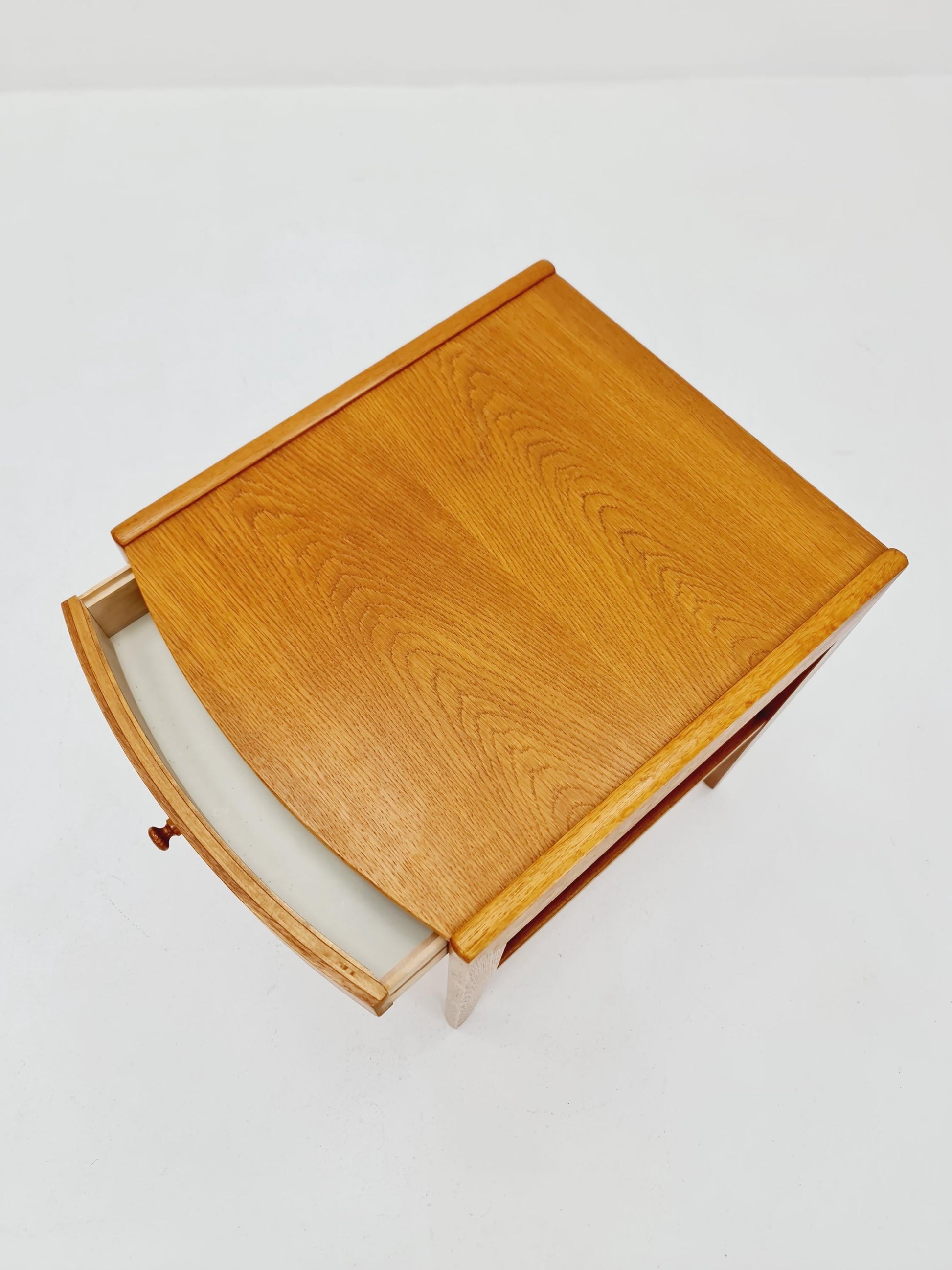 Mid century Scandinavian oak side table / bedside table, 1960s