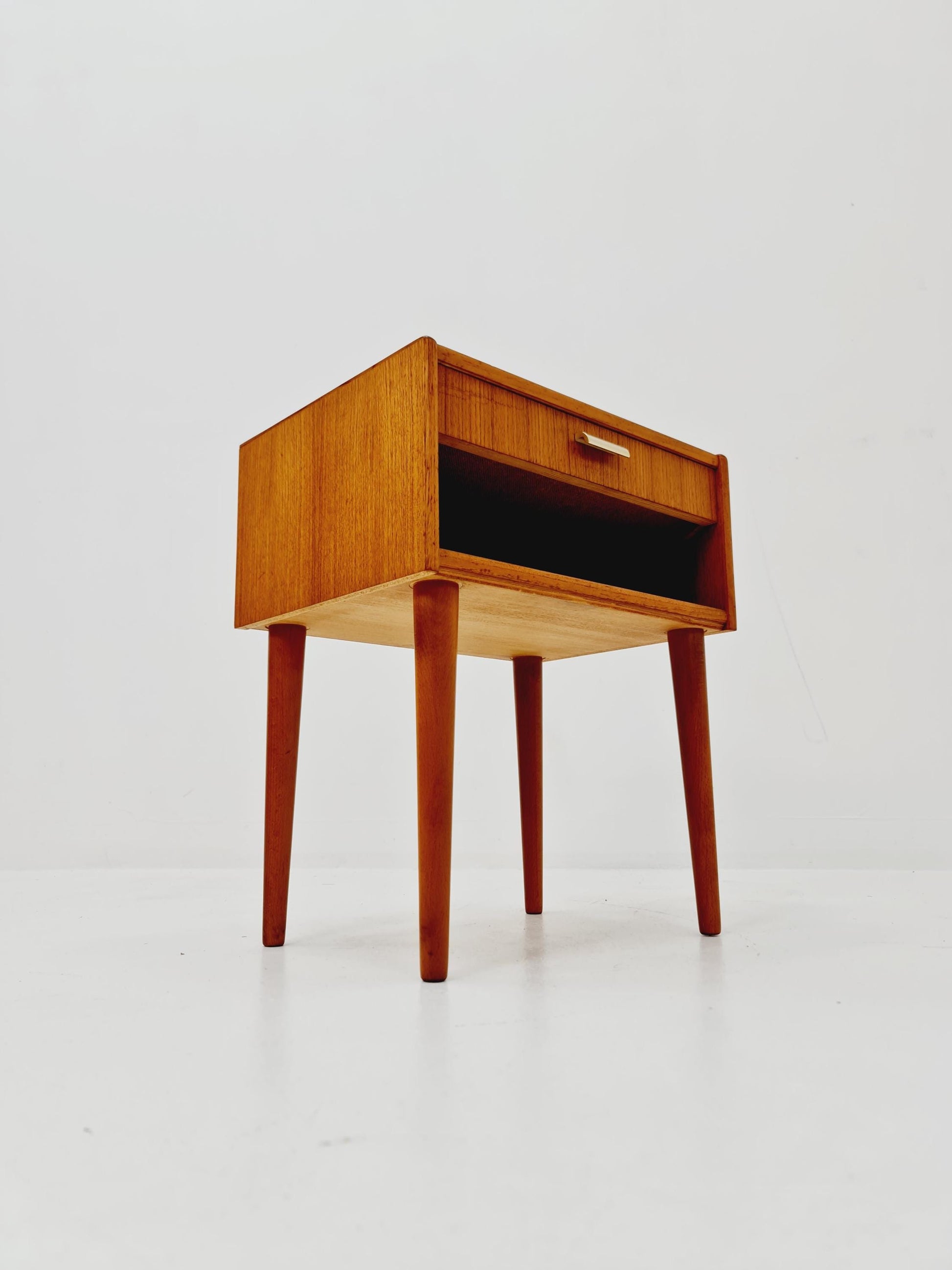 Mid century Scandinavian teak side table / bedside table, 1960s