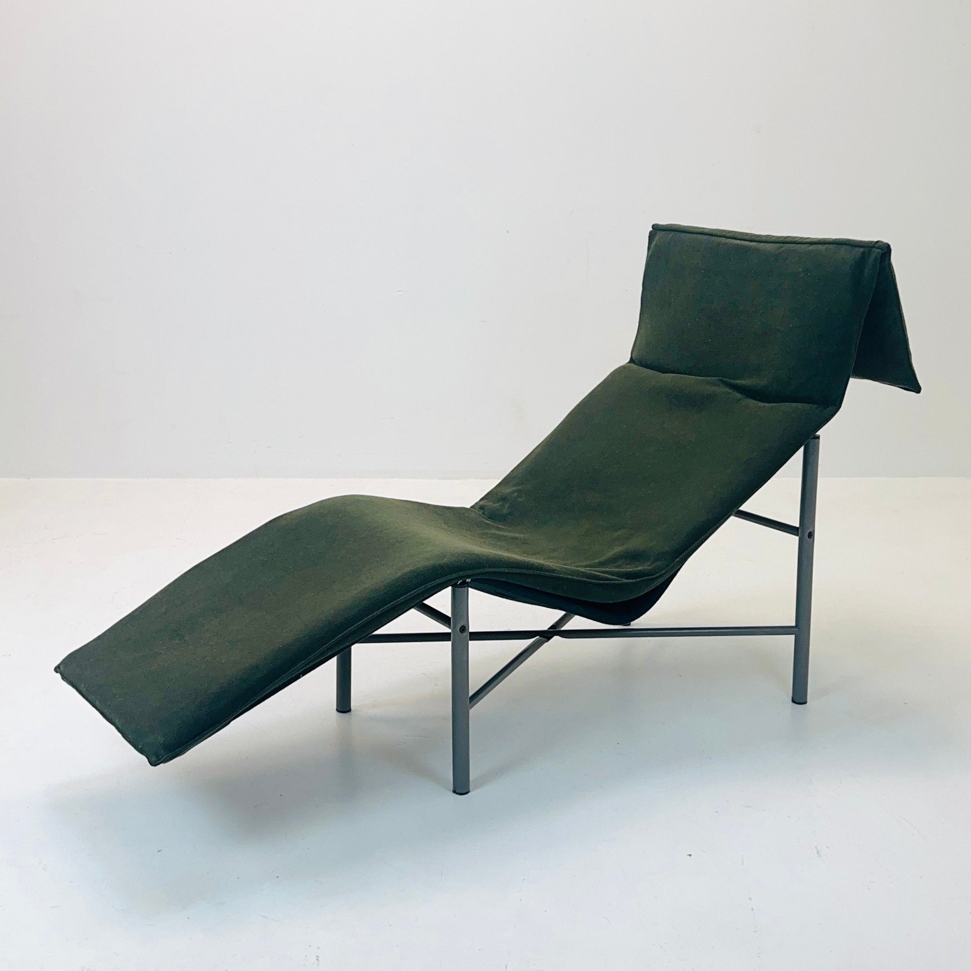 Post Modern Tord Björklund “Skye” Chaise Lounge for Ikea, Sweden, 1970s