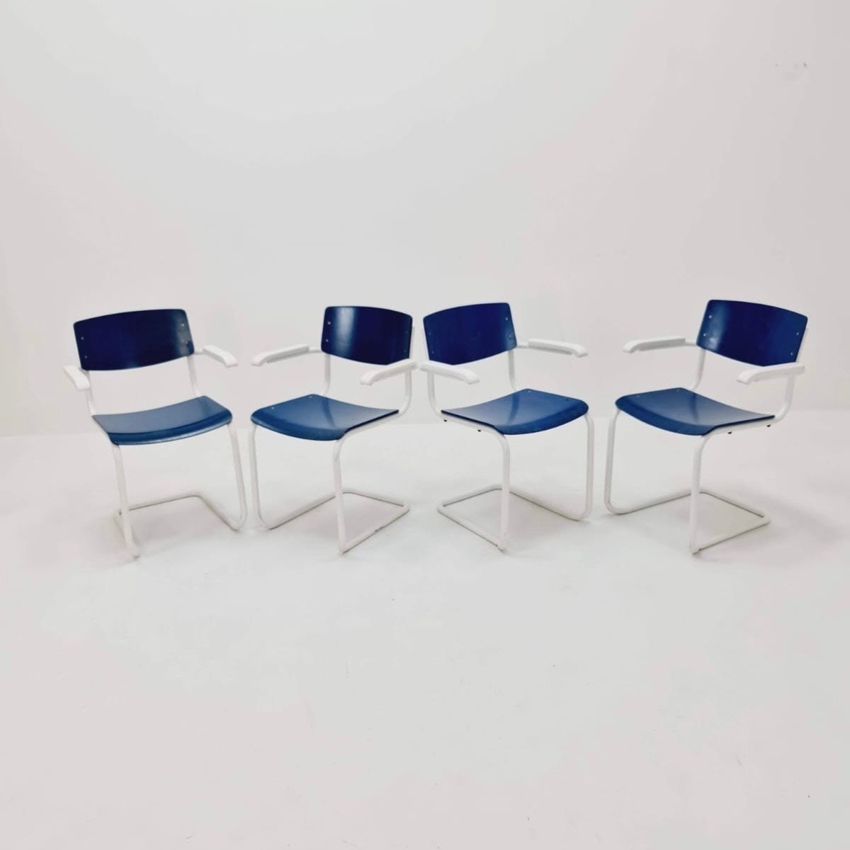 Set of 4 Mid century Bauhaus Thonet / S 43 F / cantilever chairs by Thonet Orginal Germany 1970S