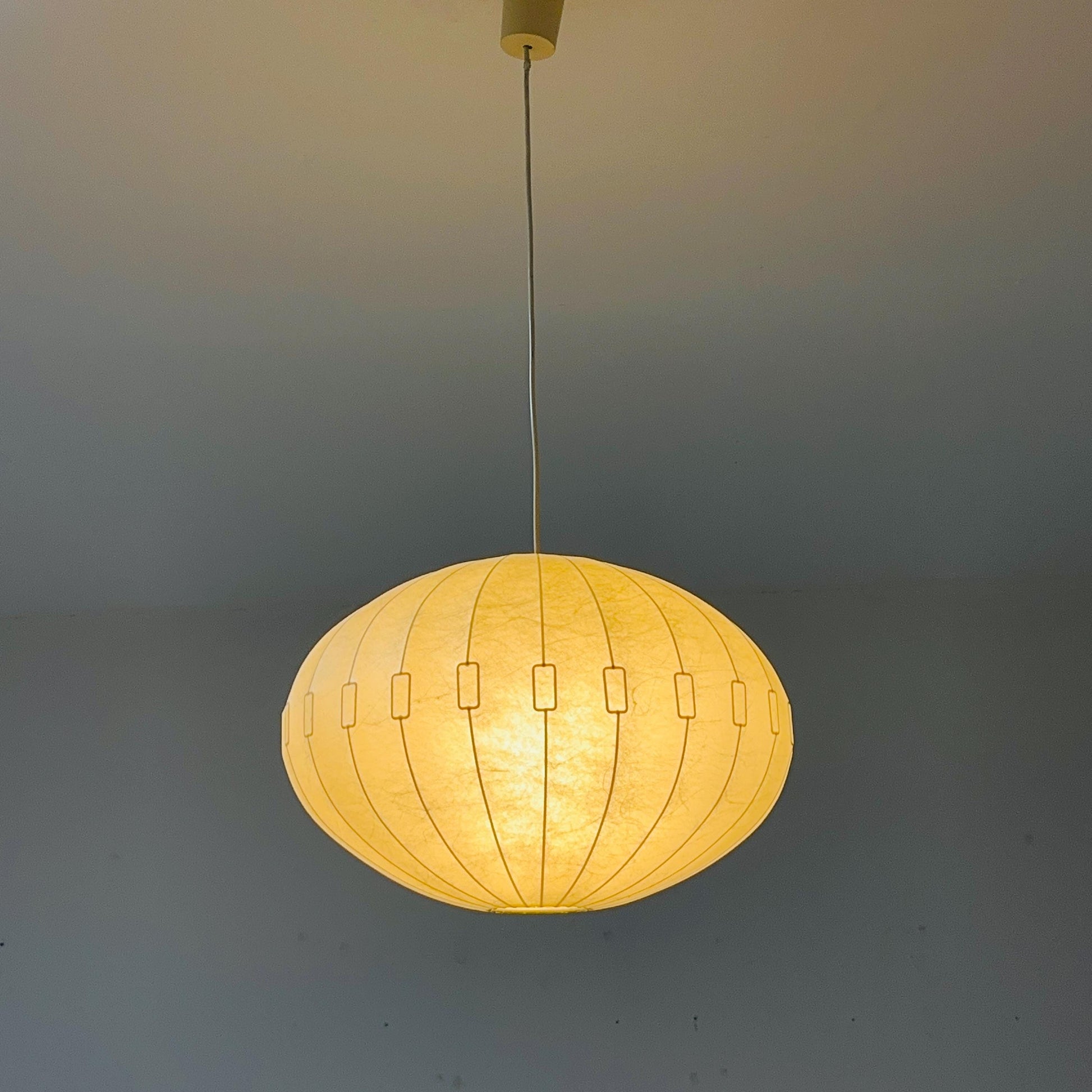 Big Space age pendant lamp by Designer Achille & Pier Giacomo Castiglioni : Bovezzo (Italy)