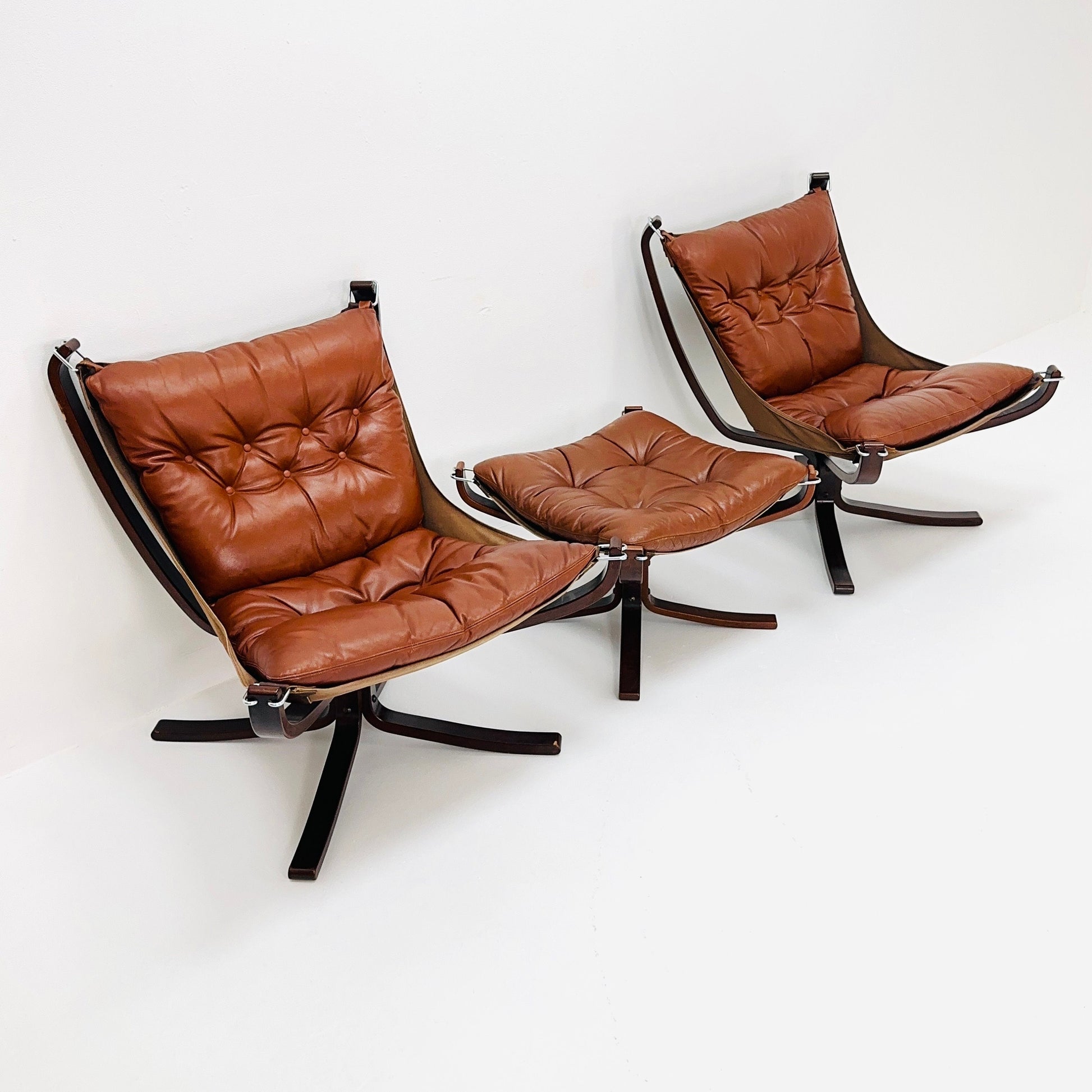 Mid century Falcon chairs and footstools by Sigurd Ressell for Vatne Møbler, 1970s, set of 3